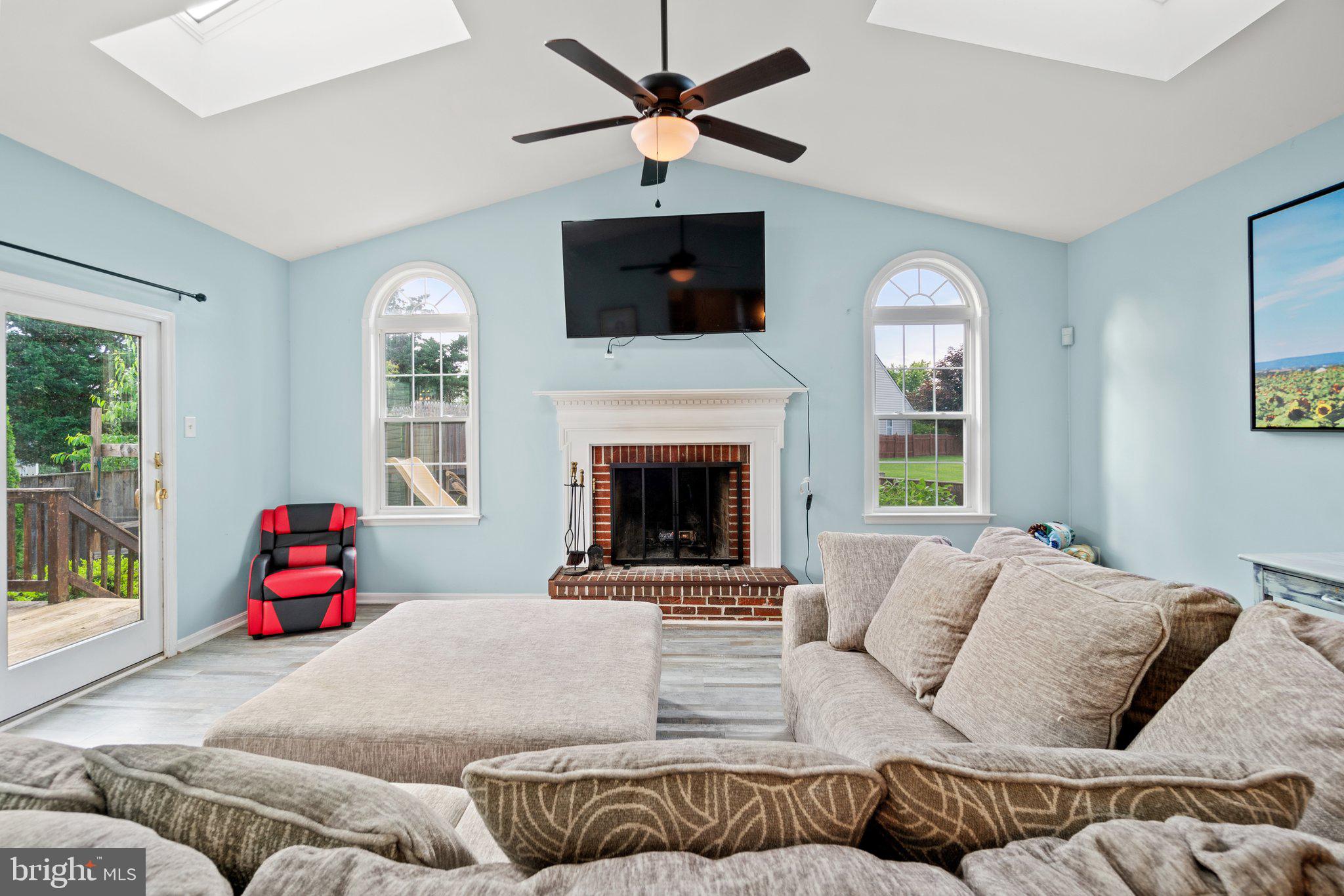 FAIRWAY MEADOWS - Residential