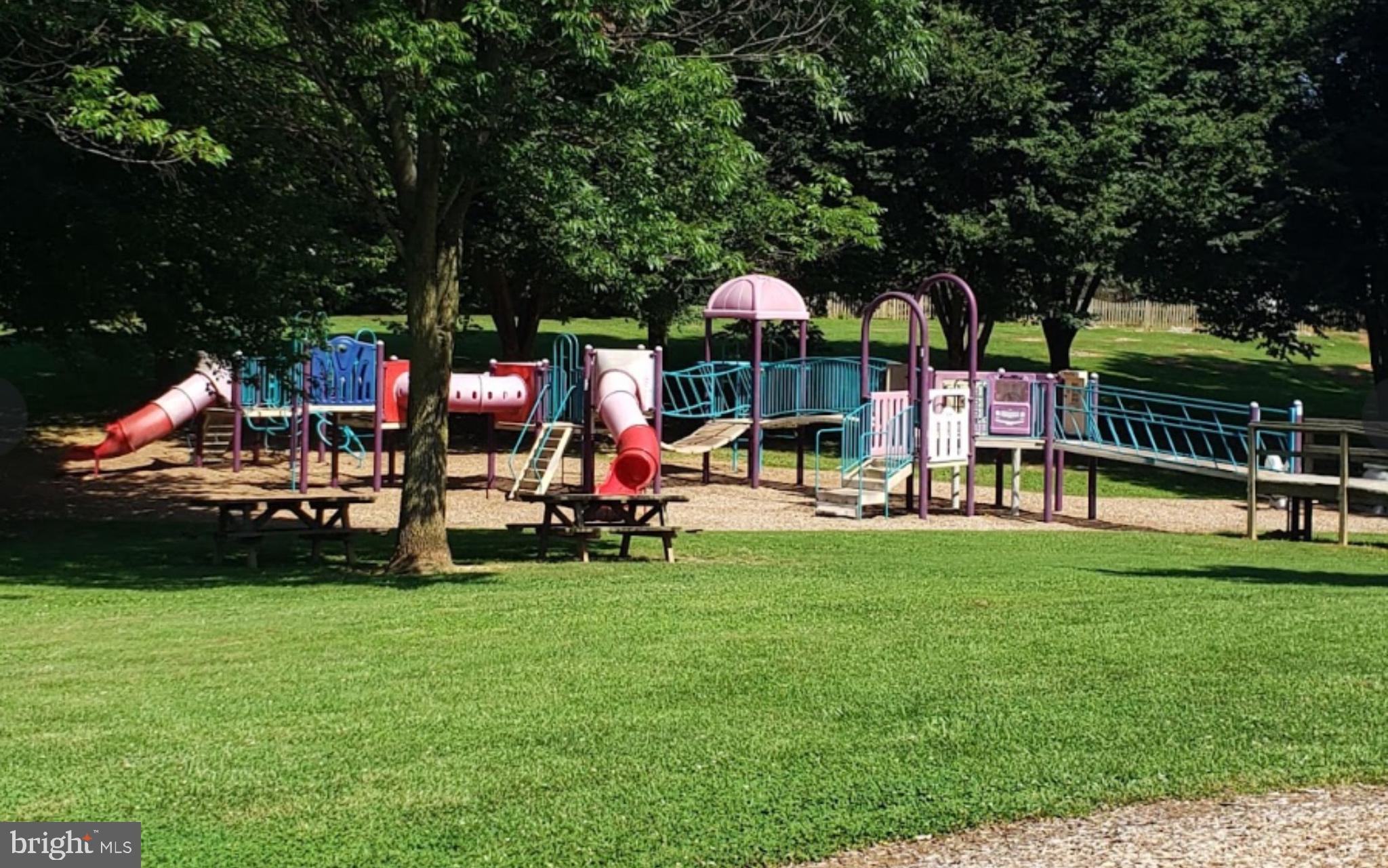 FAIRWAY MEADOWS - Residential