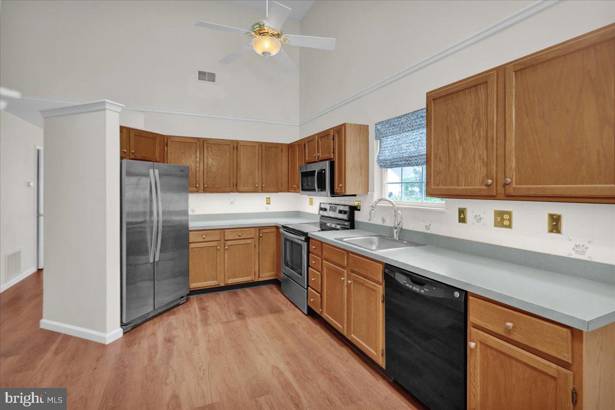 SPRING RIDGE - Residential