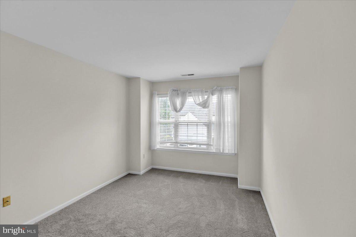 SPRING RIDGE - Residential