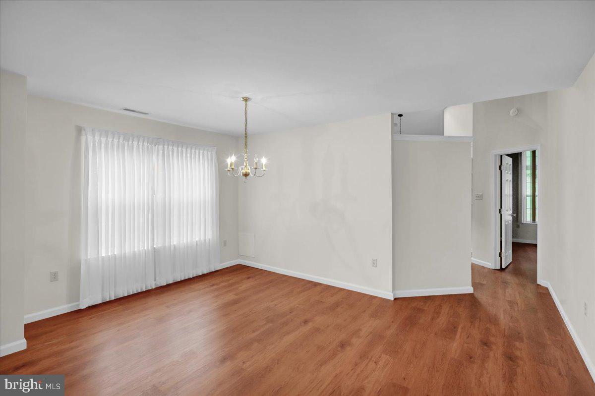 SPRING RIDGE - Residential