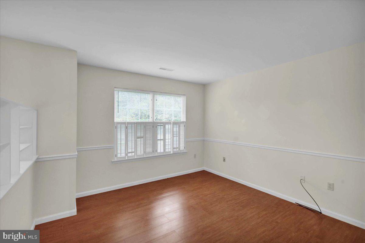 SPRING RIDGE - Residential