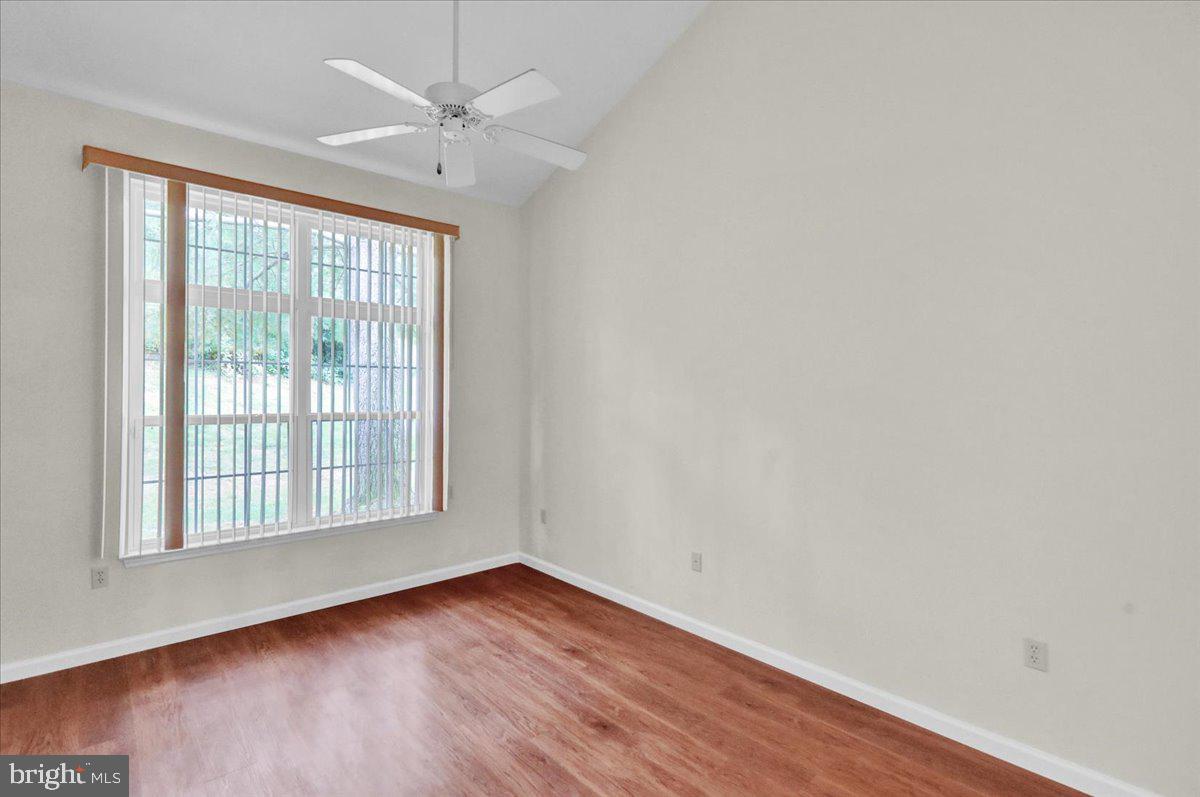 SPRING RIDGE - Residential