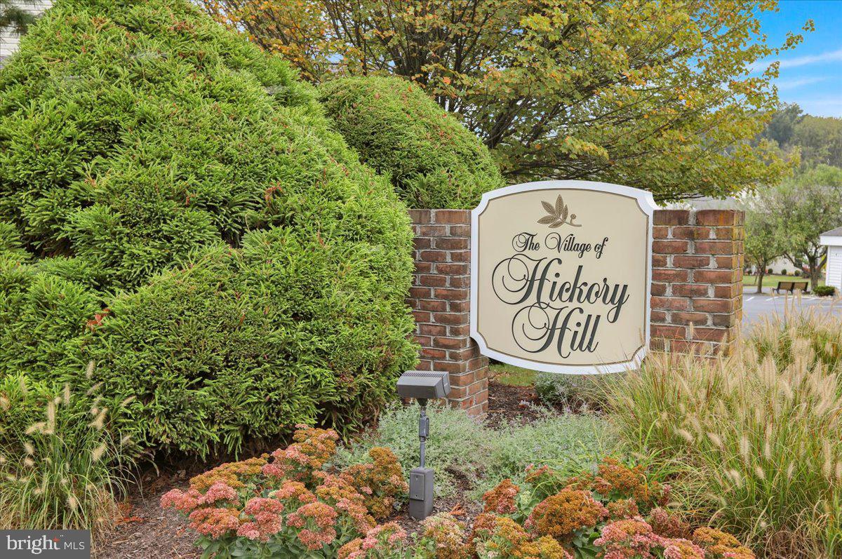 137 HICKORY LANE
