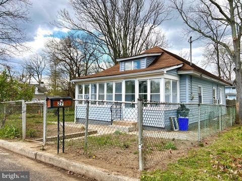 27 RANCOCAS AVENUE CLEMENTON NJ 08021