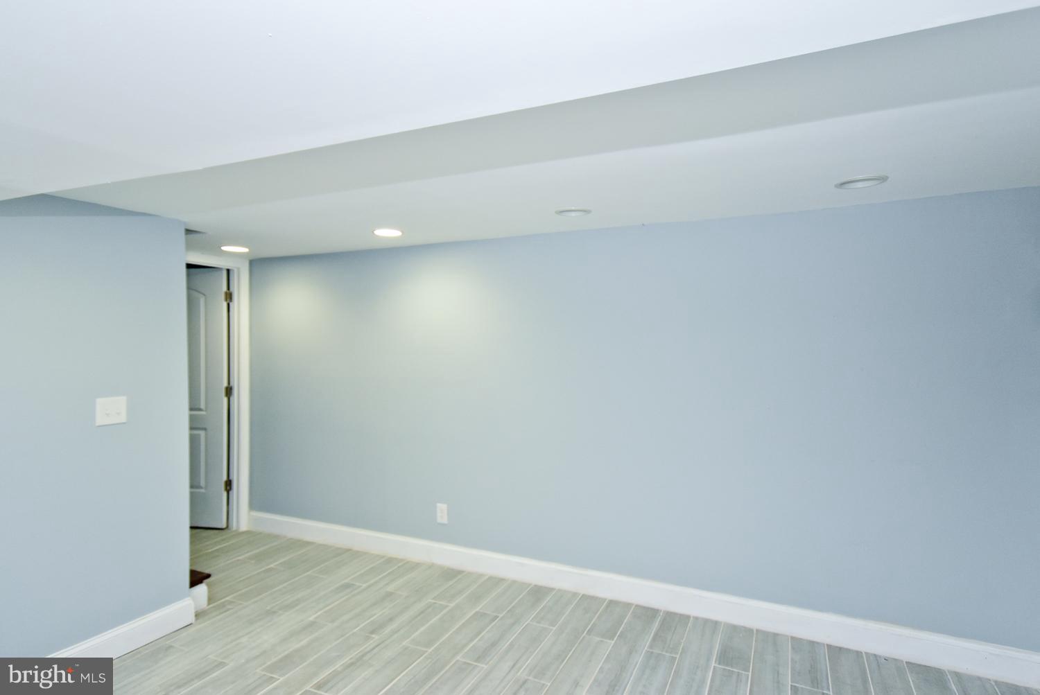 EASTCREST - Residential