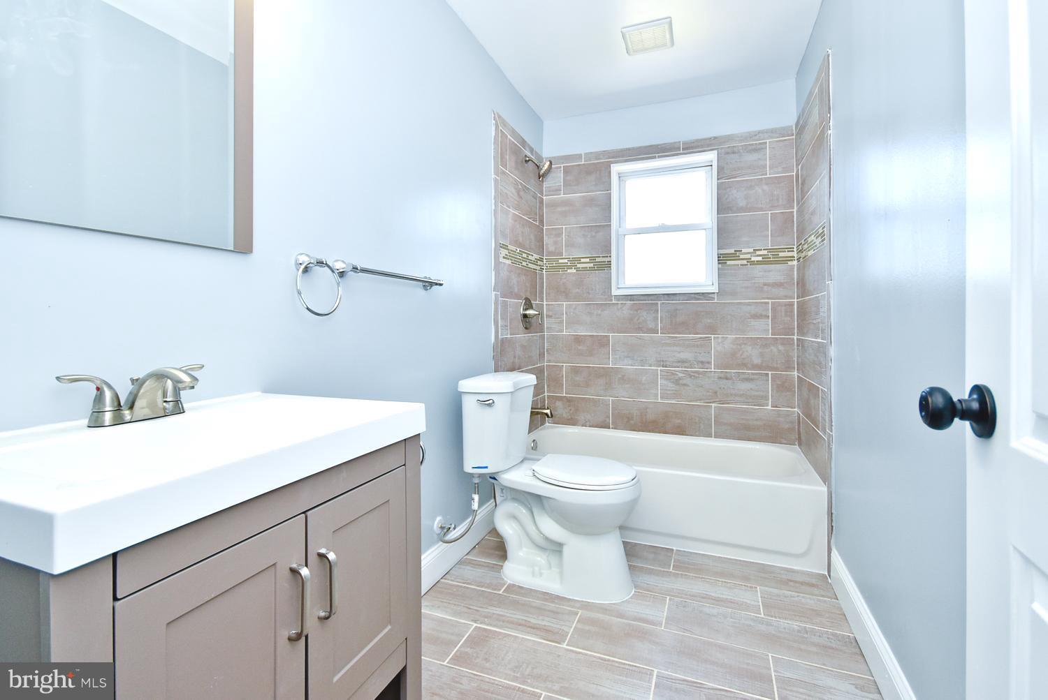 EASTCREST - Residential