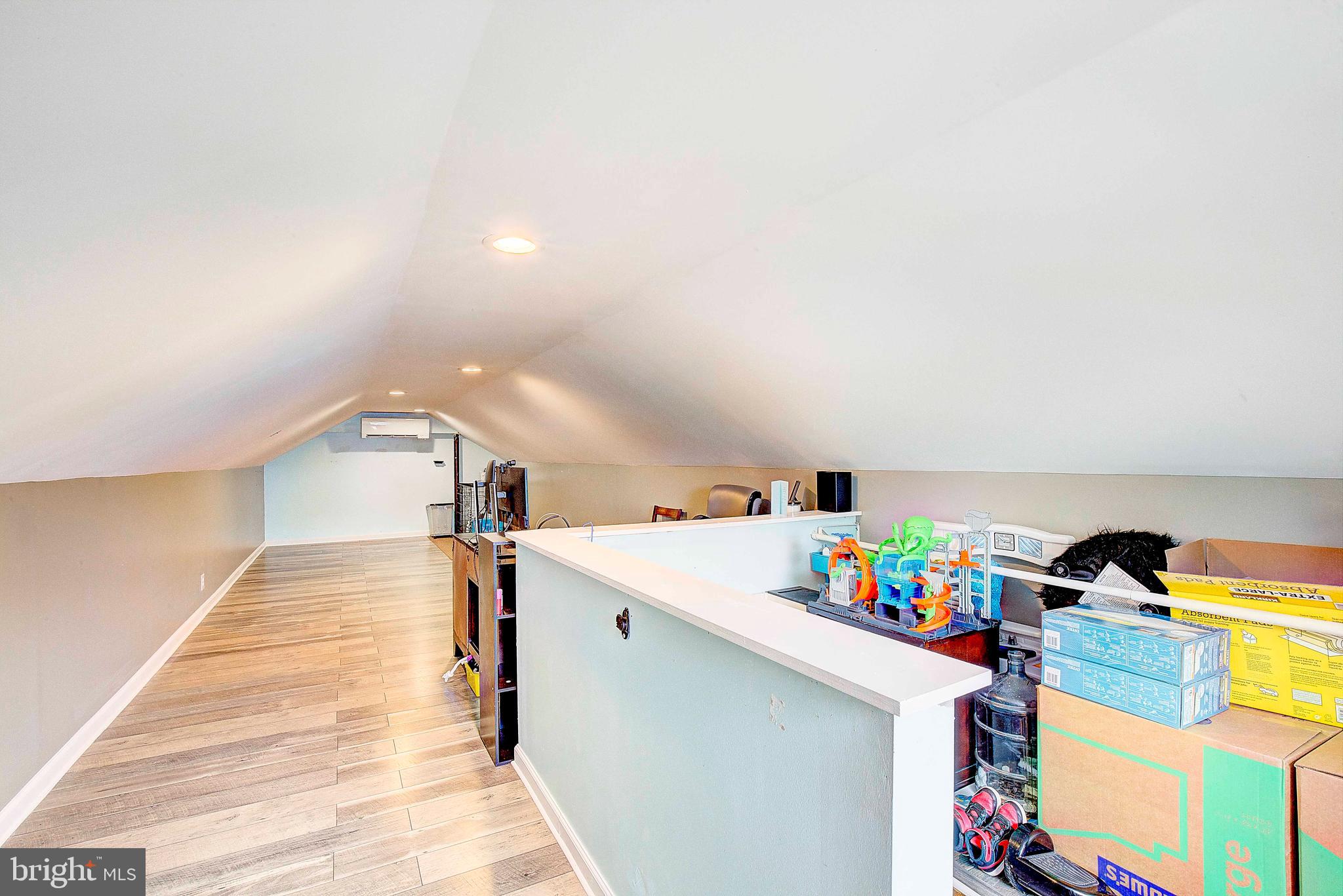 LINTHICUM HEIGHTS - Residential