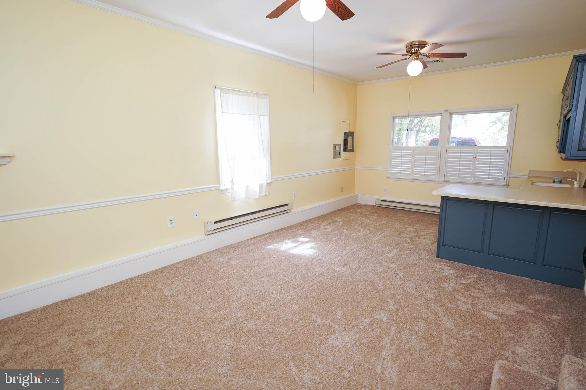 CROOKED OAK ESTATES - Residential Lease