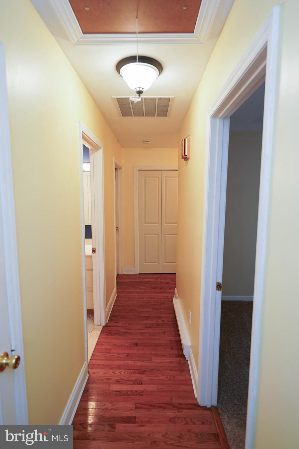 CROOKED OAK ESTATES - Residential Lease