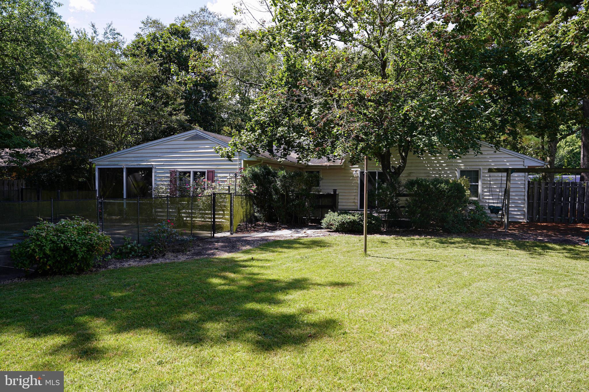 CROOKED OAK ESTATES - Residential Lease