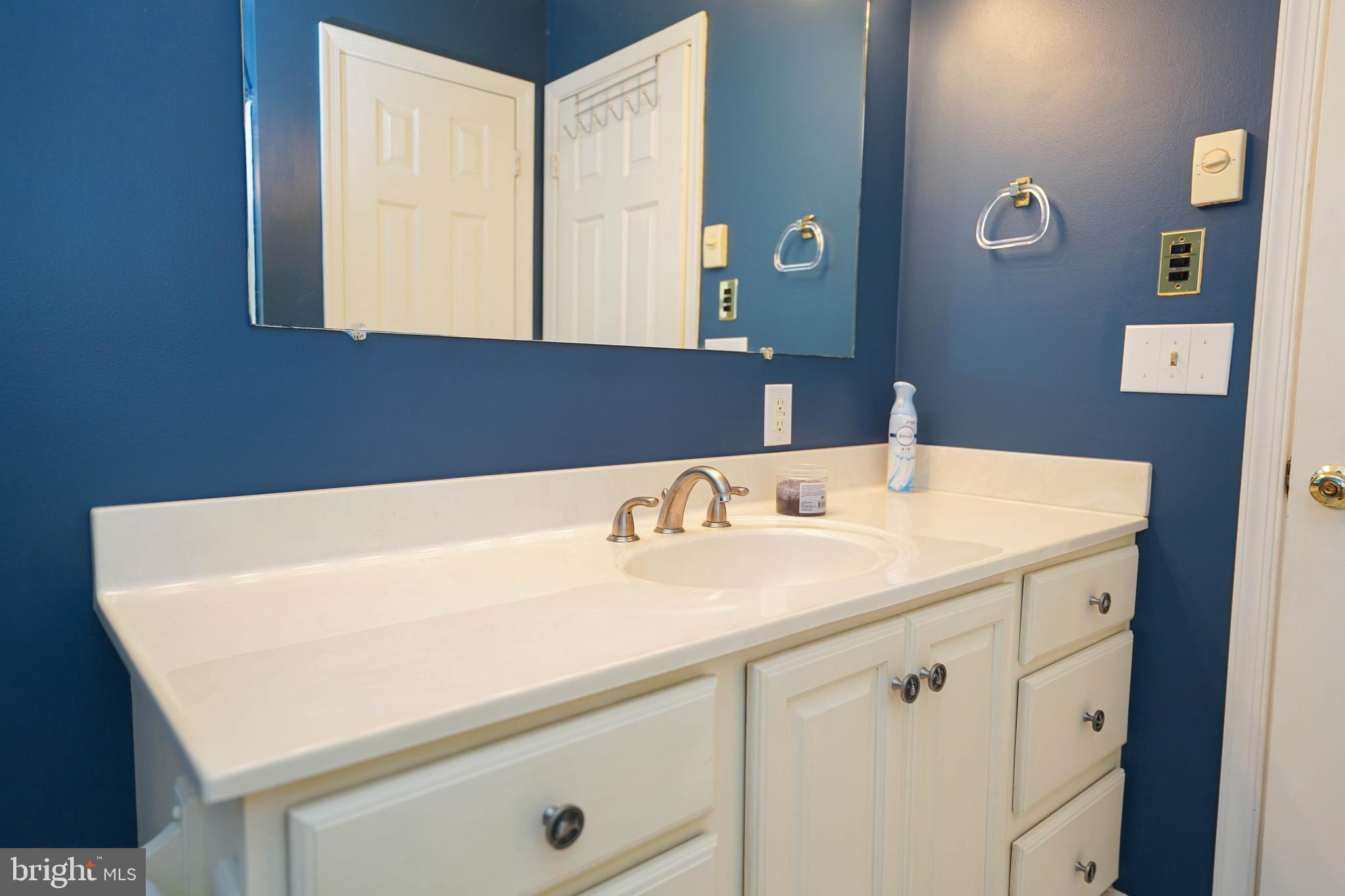 CROOKED OAK ESTATES - Residential Lease