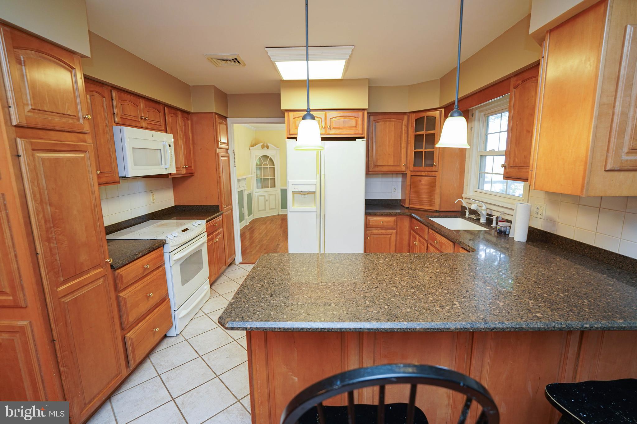 CROOKED OAK ESTATES - Residential Lease