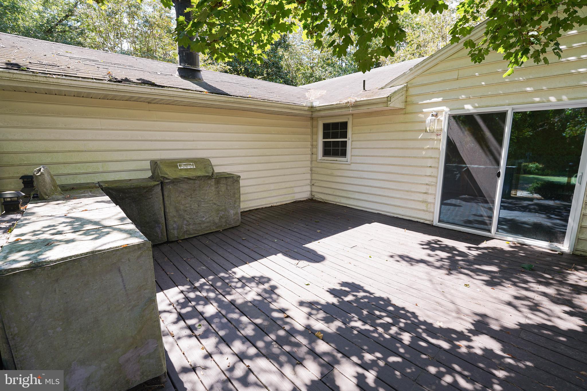 CROOKED OAK ESTATES - Residential Lease