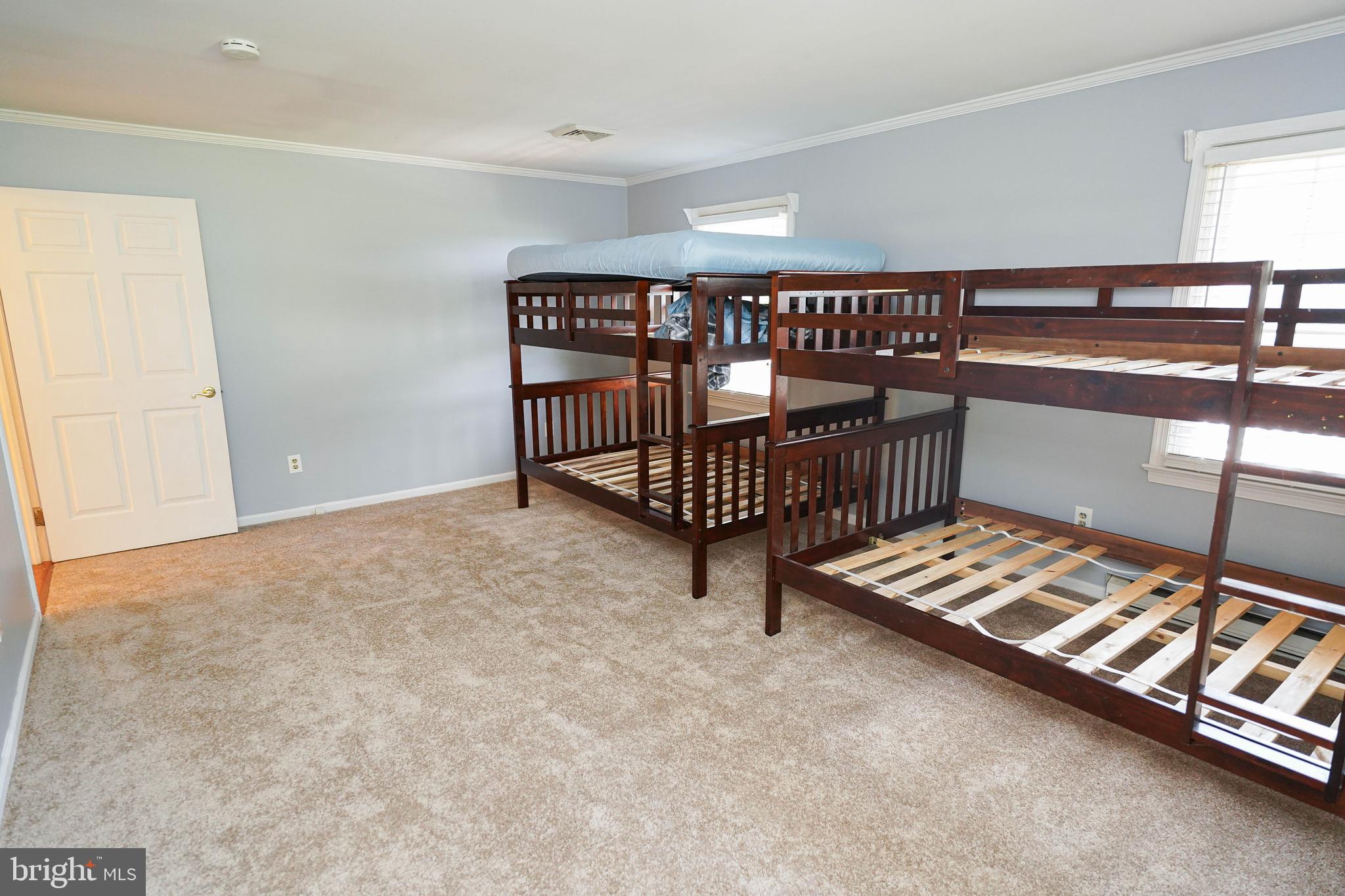 CROOKED OAK ESTATES - Residential Lease