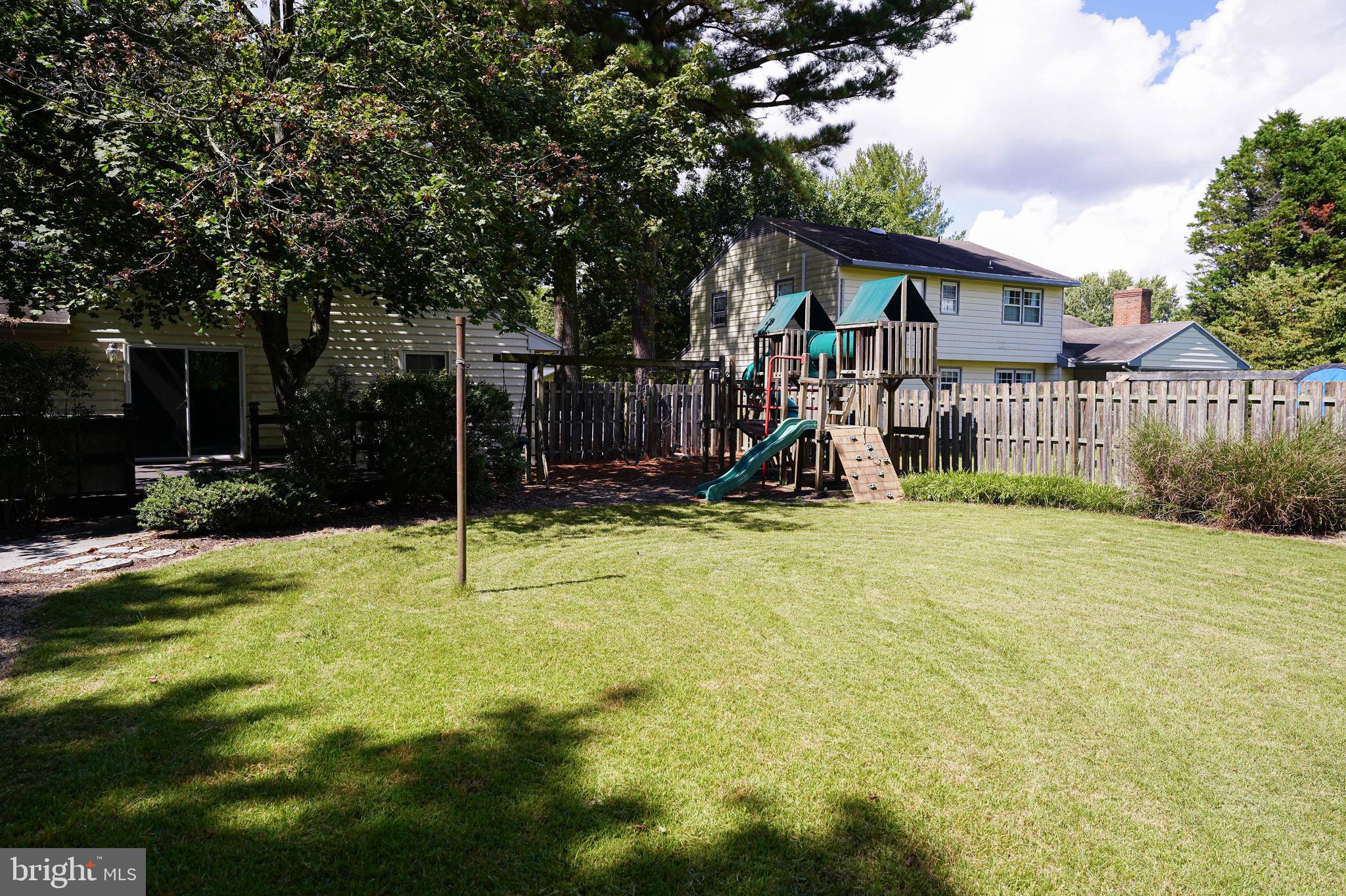 CROOKED OAK ESTATES - Residential Lease