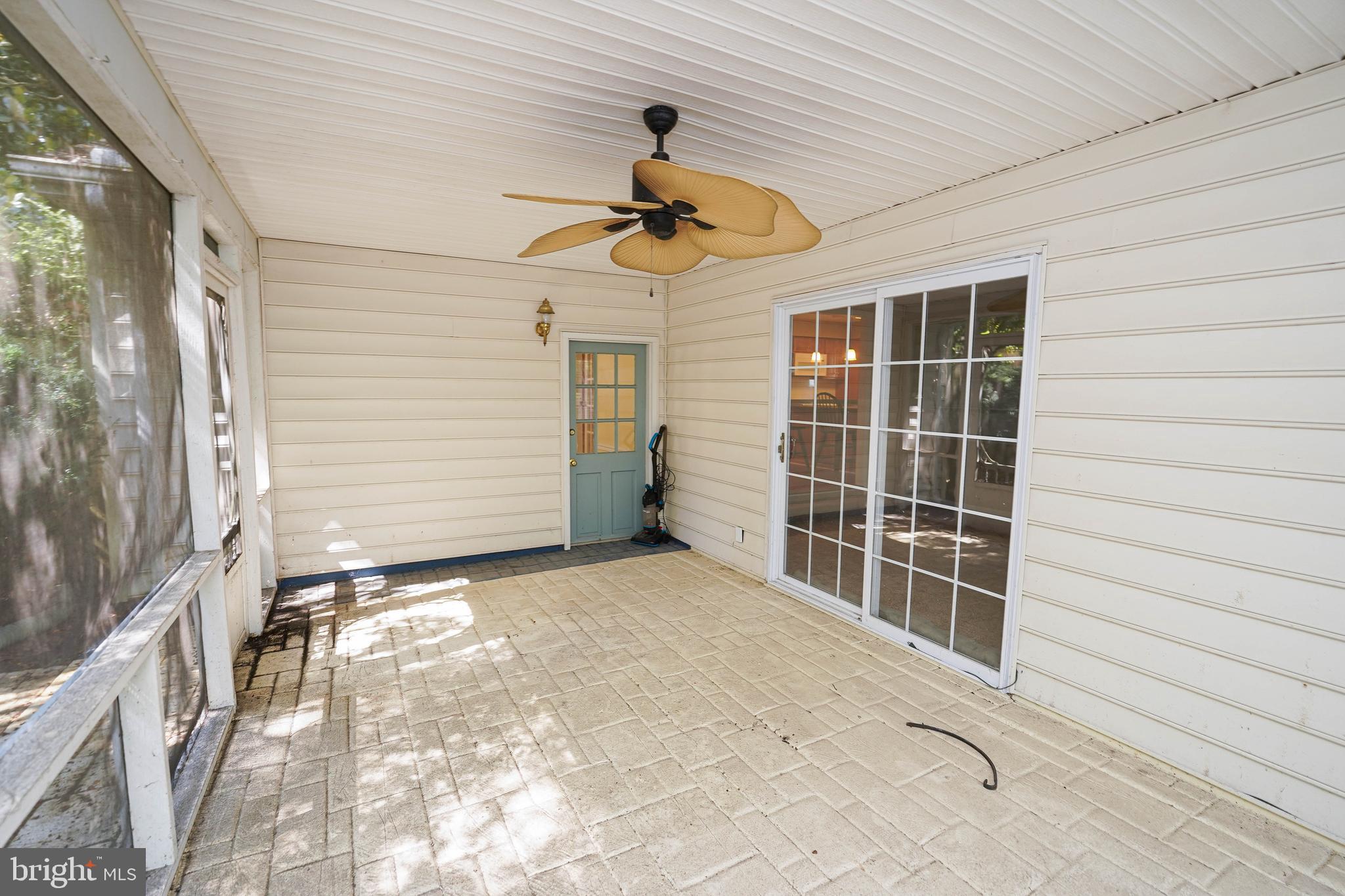 CROOKED OAK ESTATES - Residential Lease