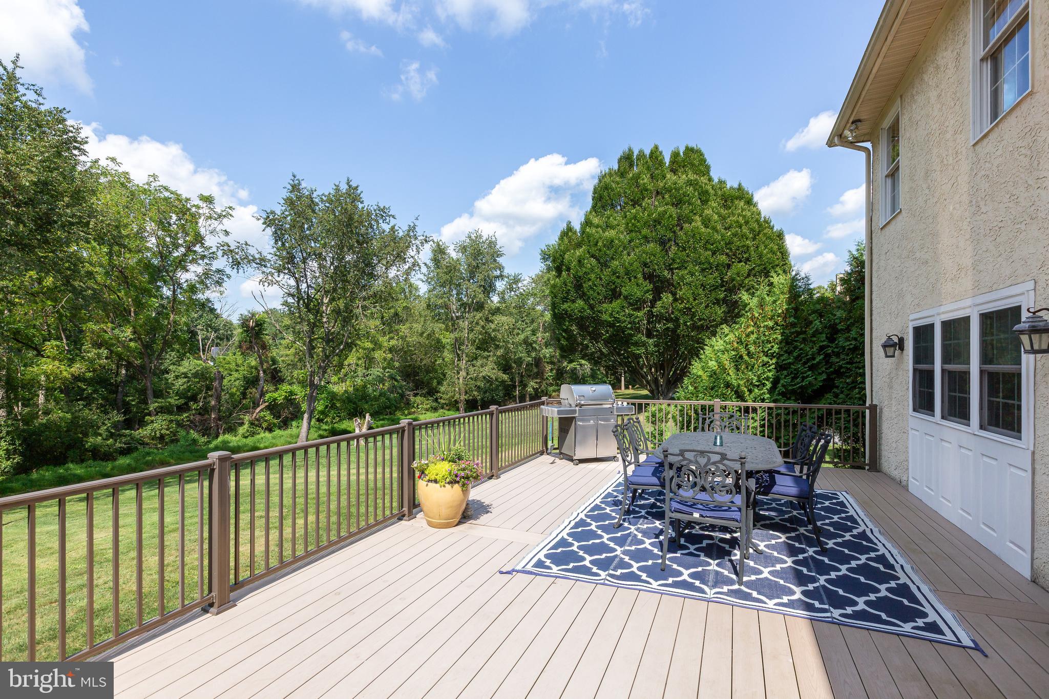 RADLEY RUN - Residential