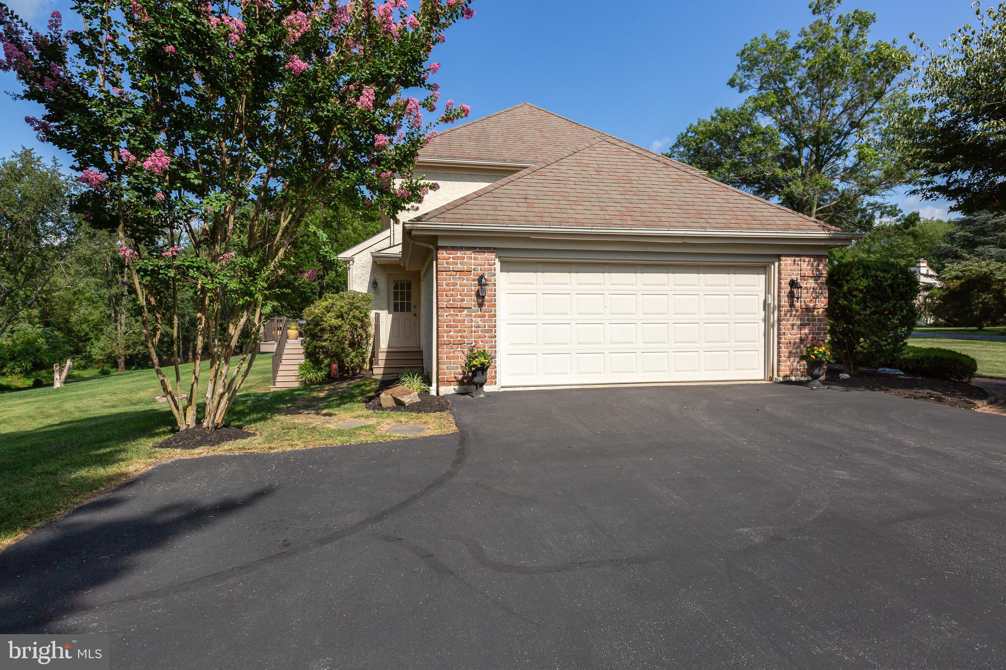 1035 RADLEY DRIVE