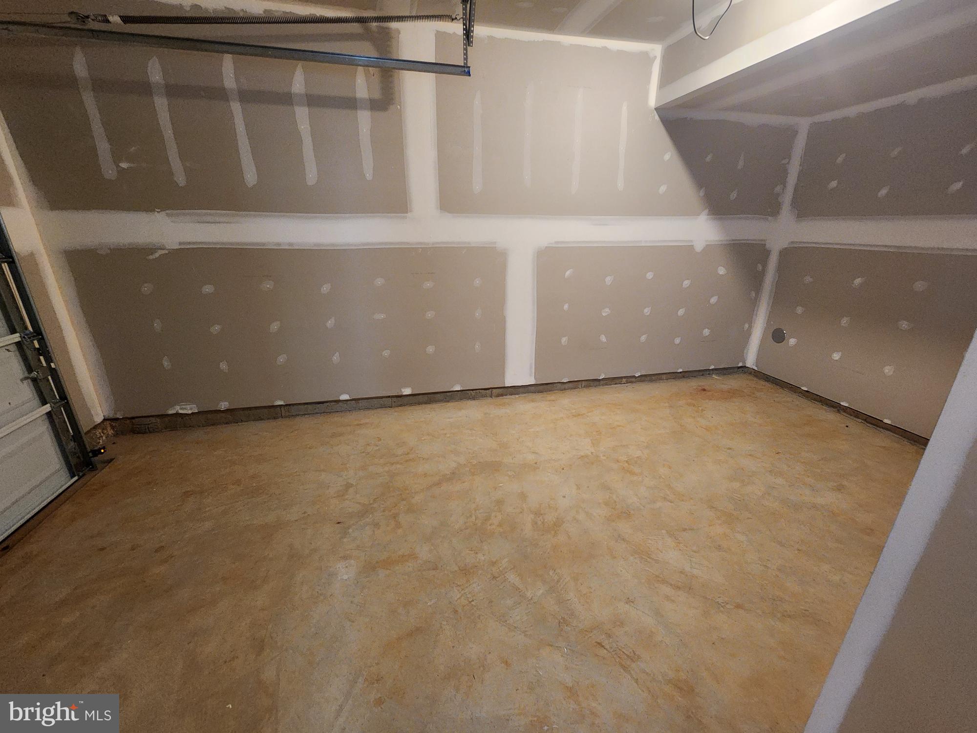 MARTINSBURG STATION - Residential Lease