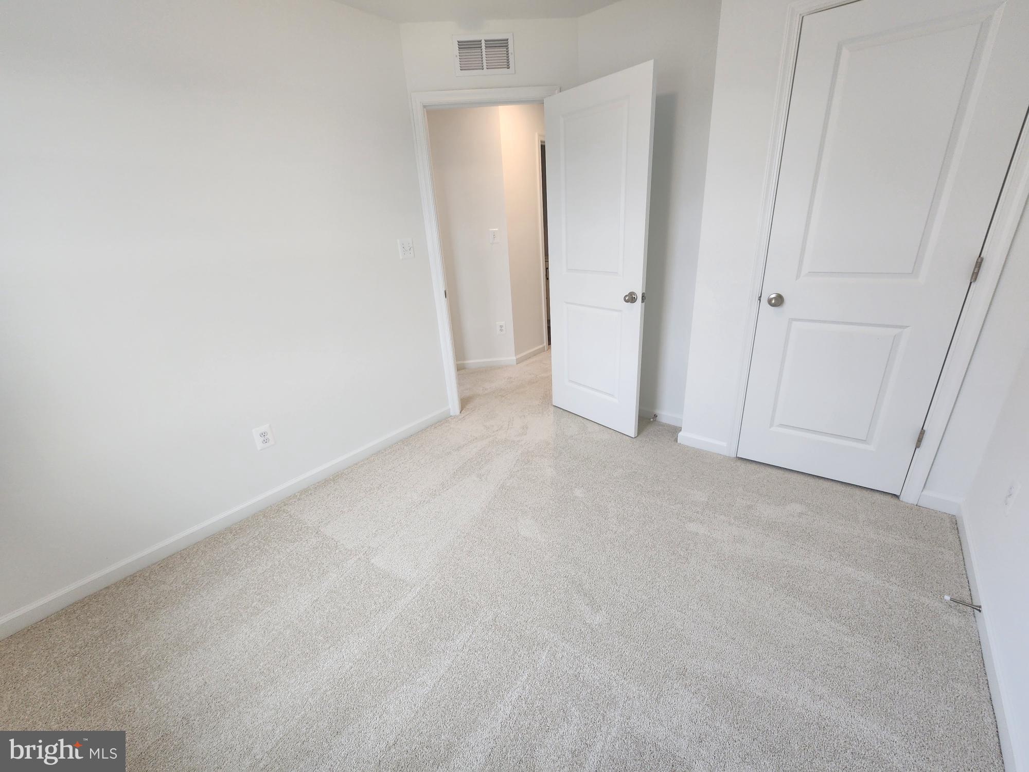 MARTINSBURG STATION - Residential Lease