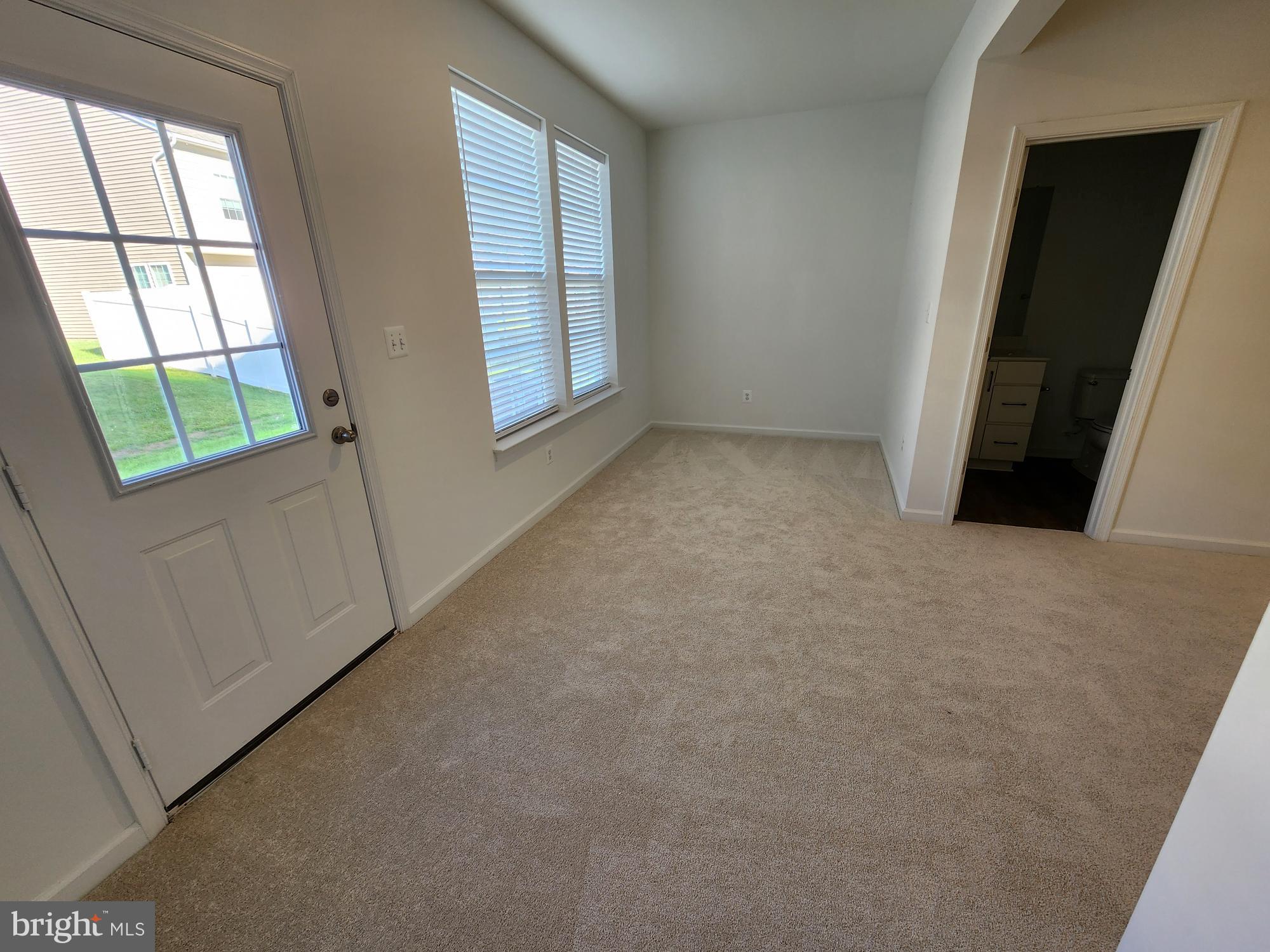 MARTINSBURG STATION - Residential Lease