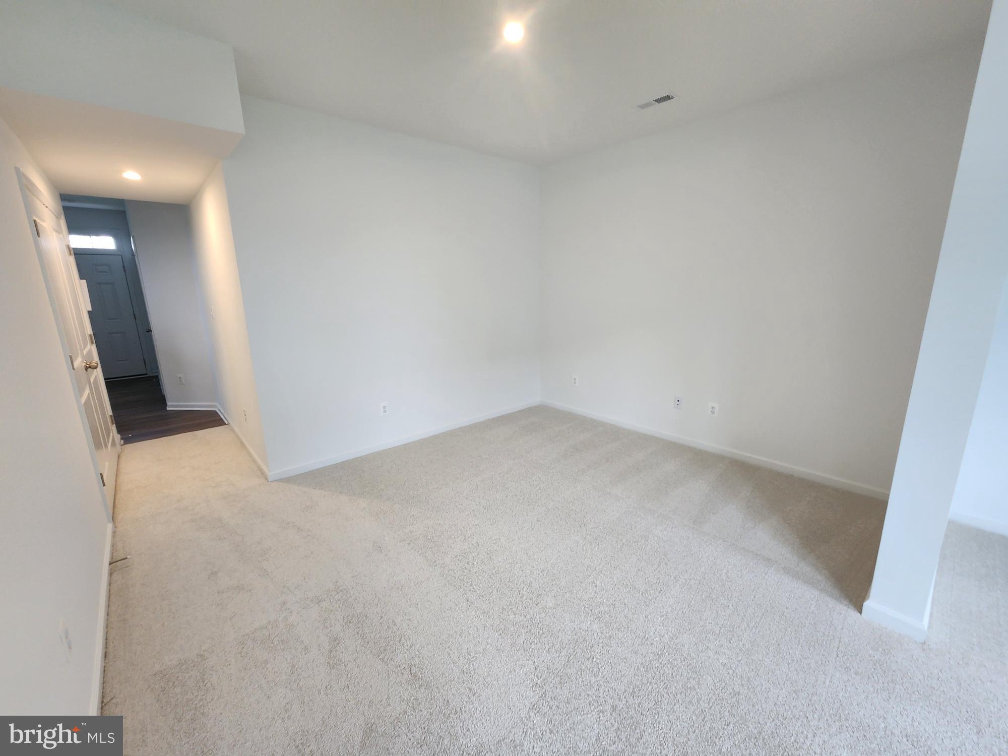 MARTINSBURG STATION - Residential Lease