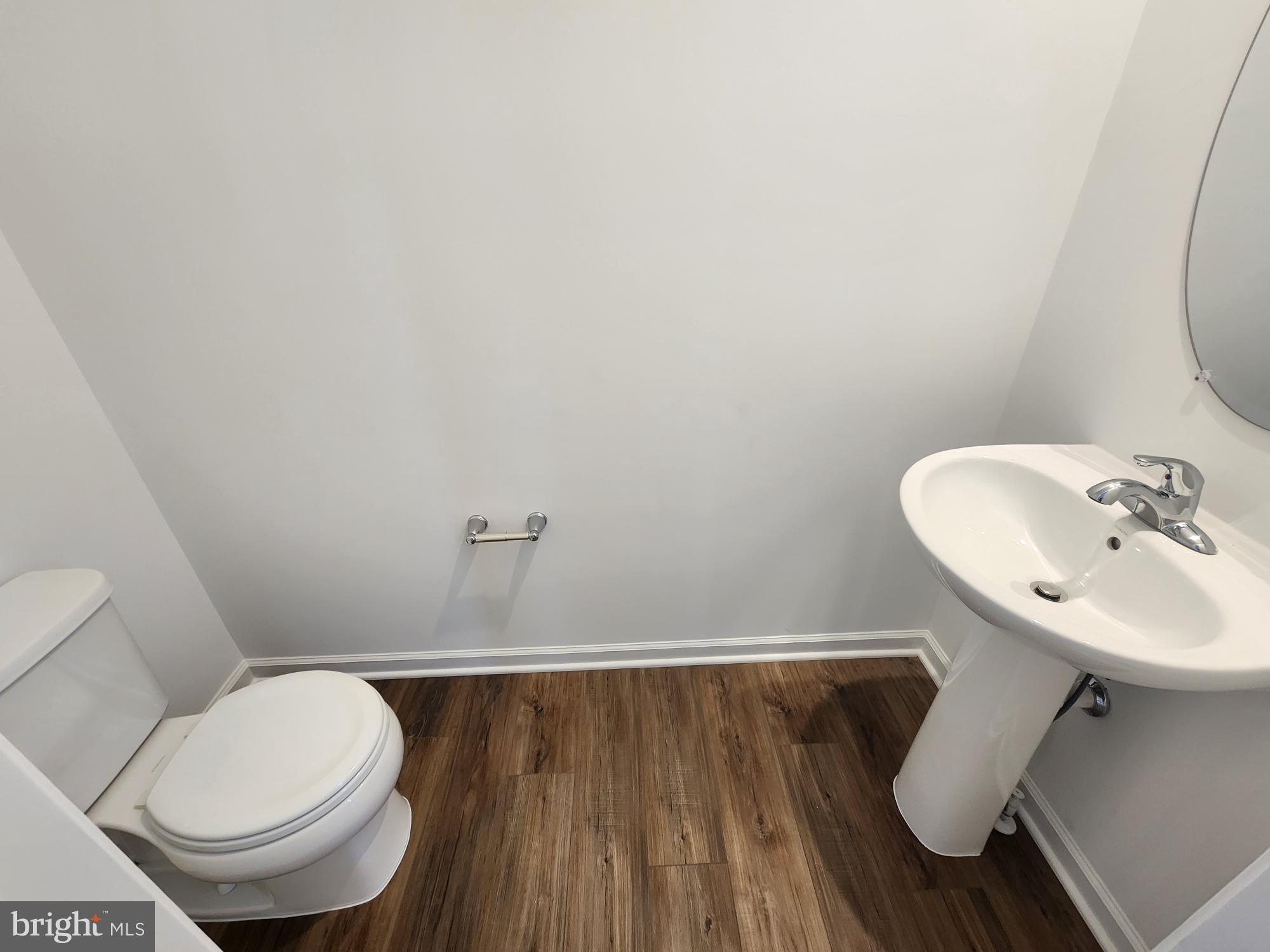 MARTINSBURG STATION - Residential Lease