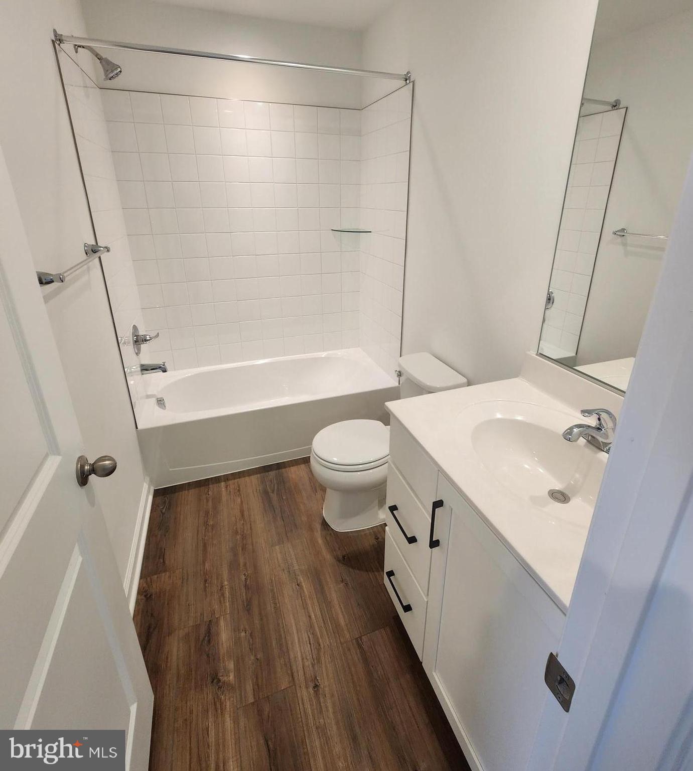 MARTINSBURG STATION - Residential Lease