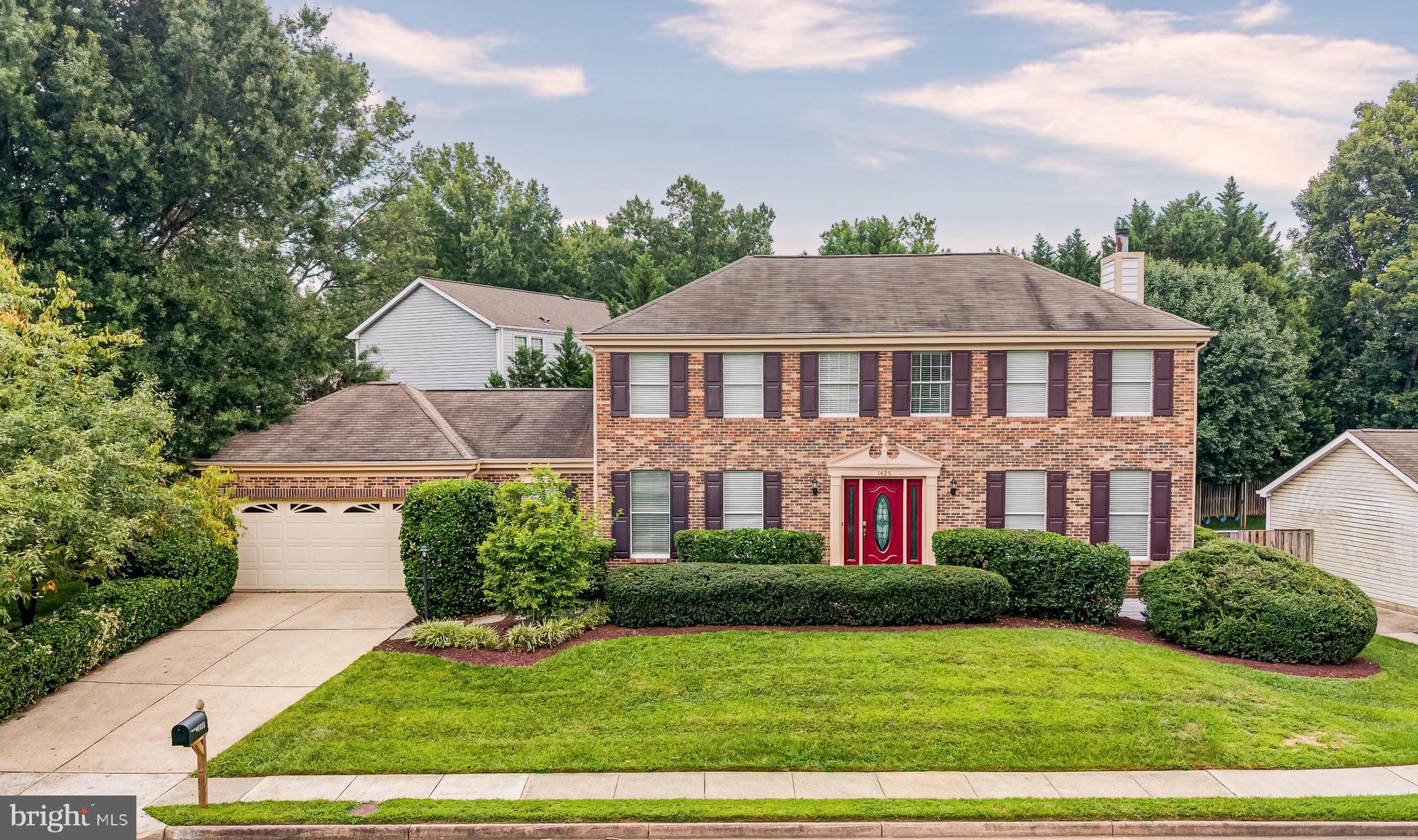 1425 CELLAR CREEK WAY