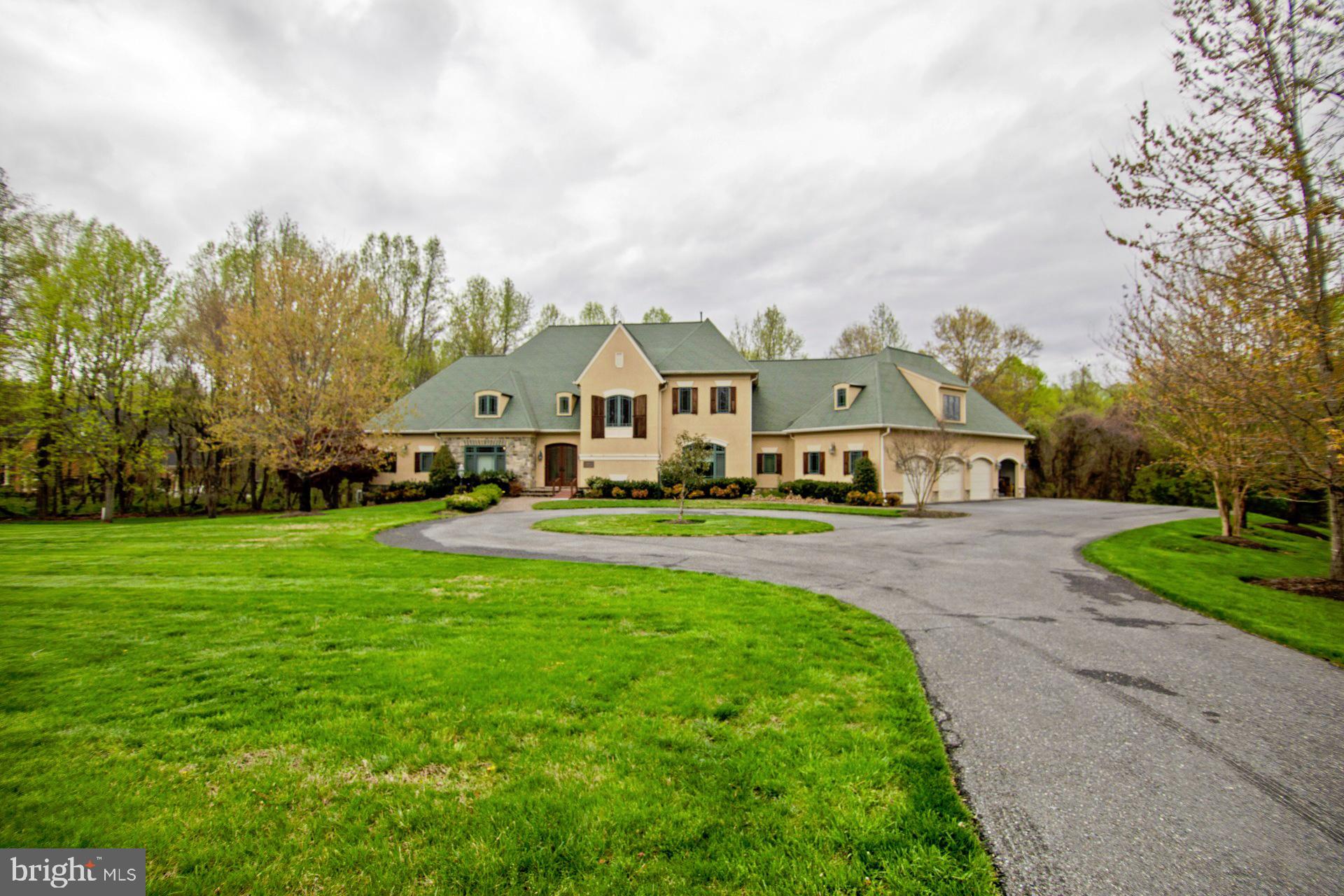 WOODS OF WOODMORE - Residential