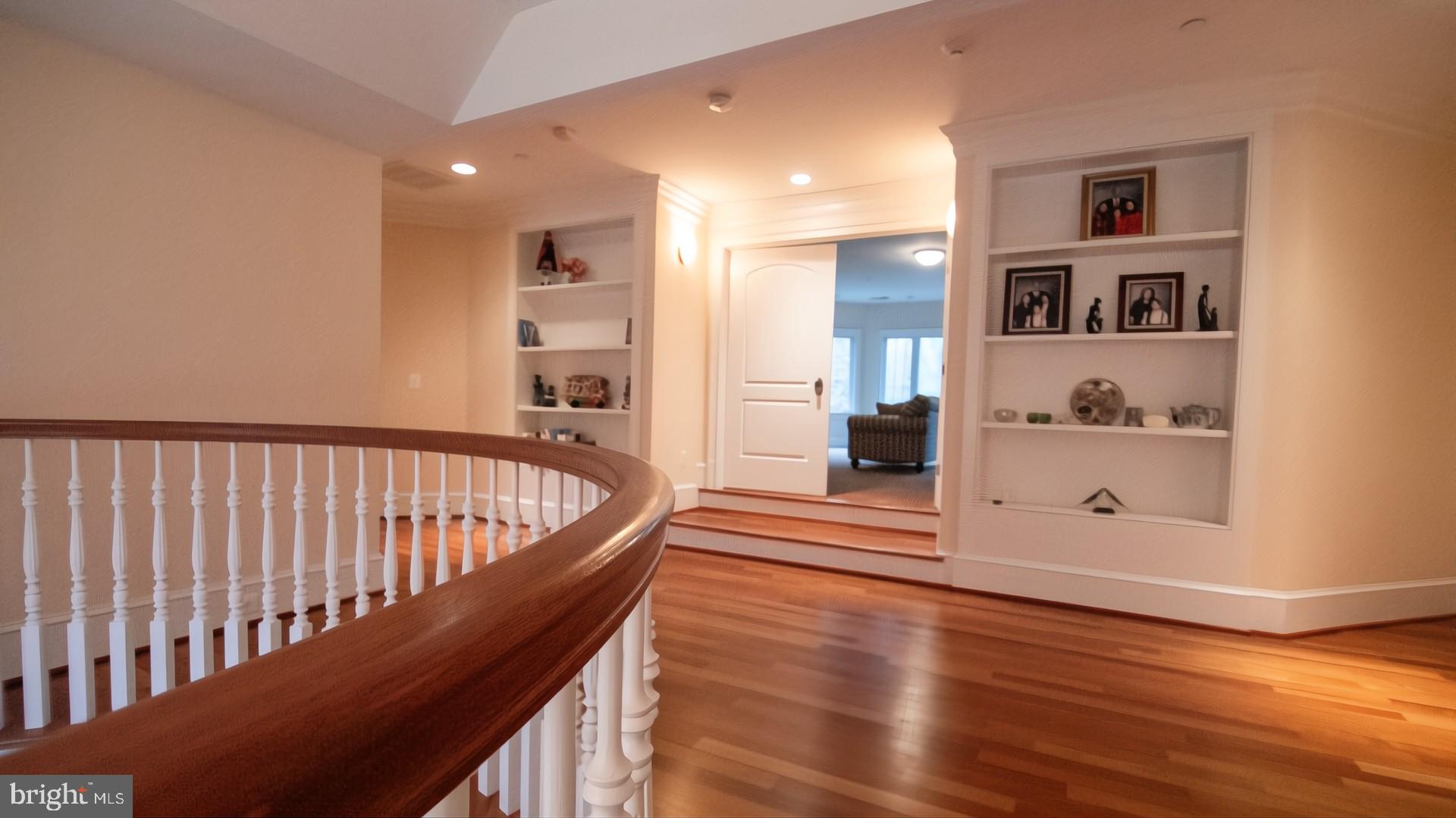 WOODS OF WOODMORE - Residential