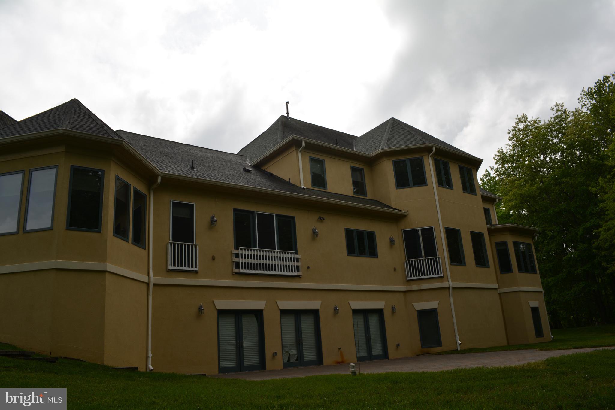 WOODS OF WOODMORE - Residential