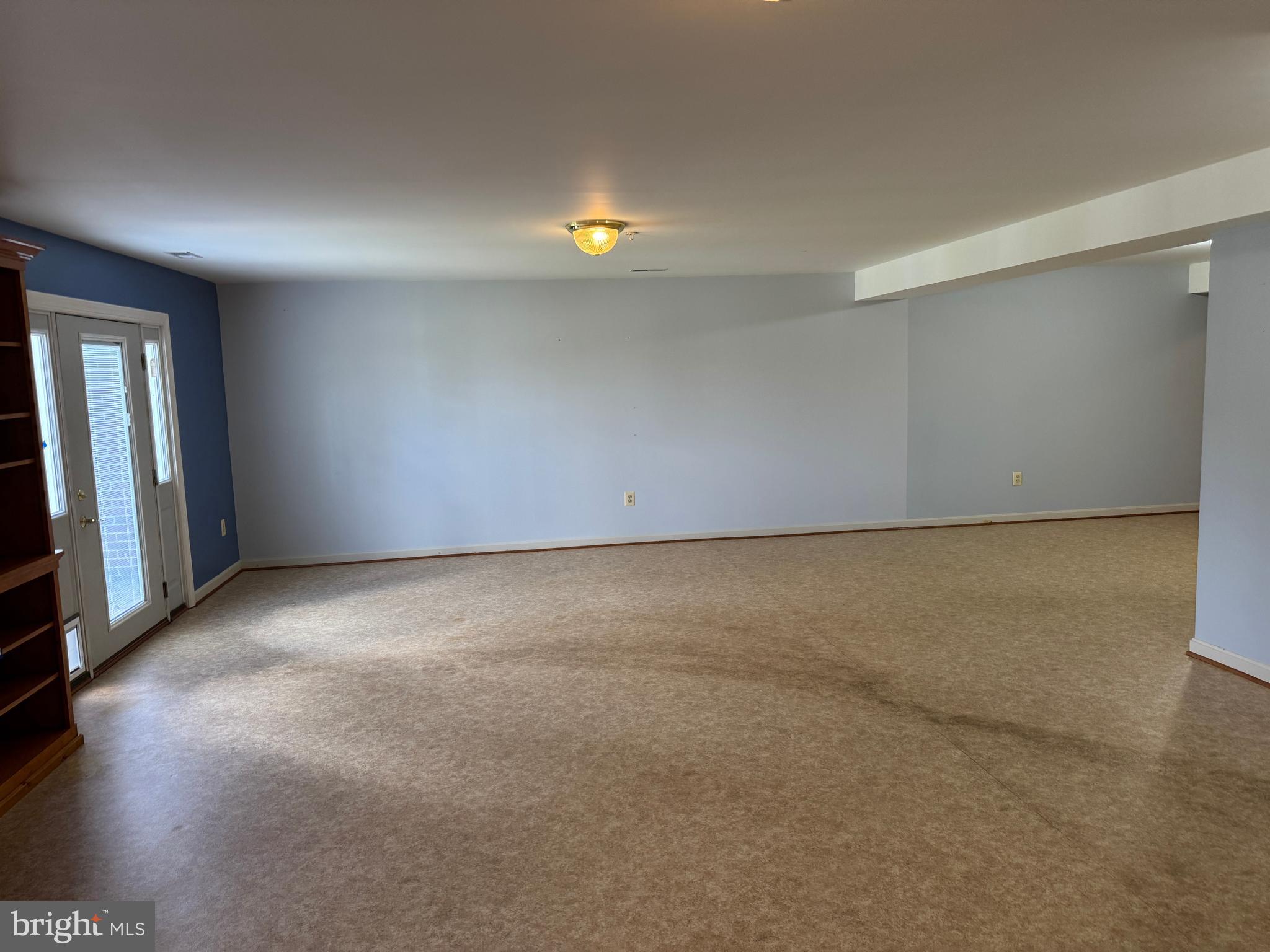 MOUNTAIN SHADOWS - Residential