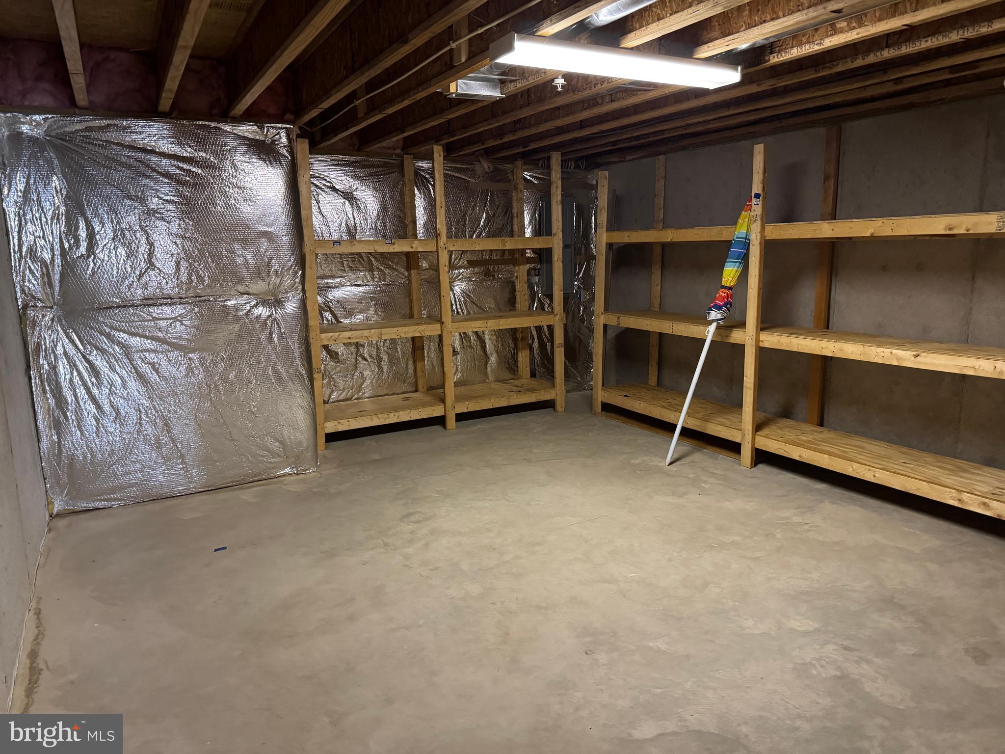 MOUNTAIN SHADOWS - Residential