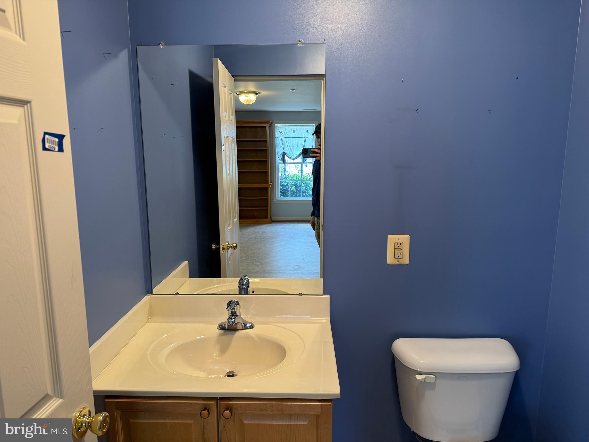 MOUNTAIN SHADOWS - Residential