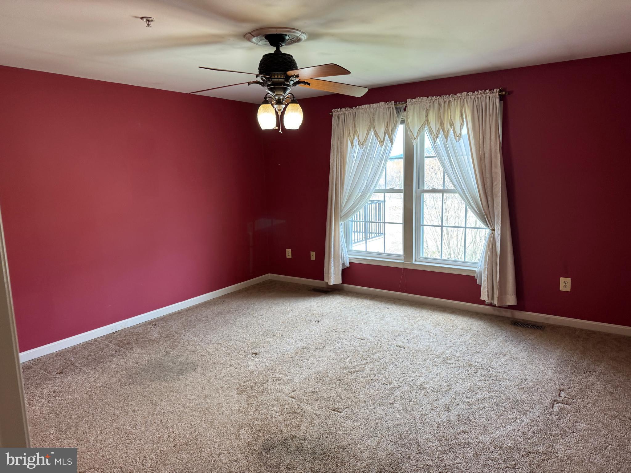 MOUNTAIN SHADOWS - Residential