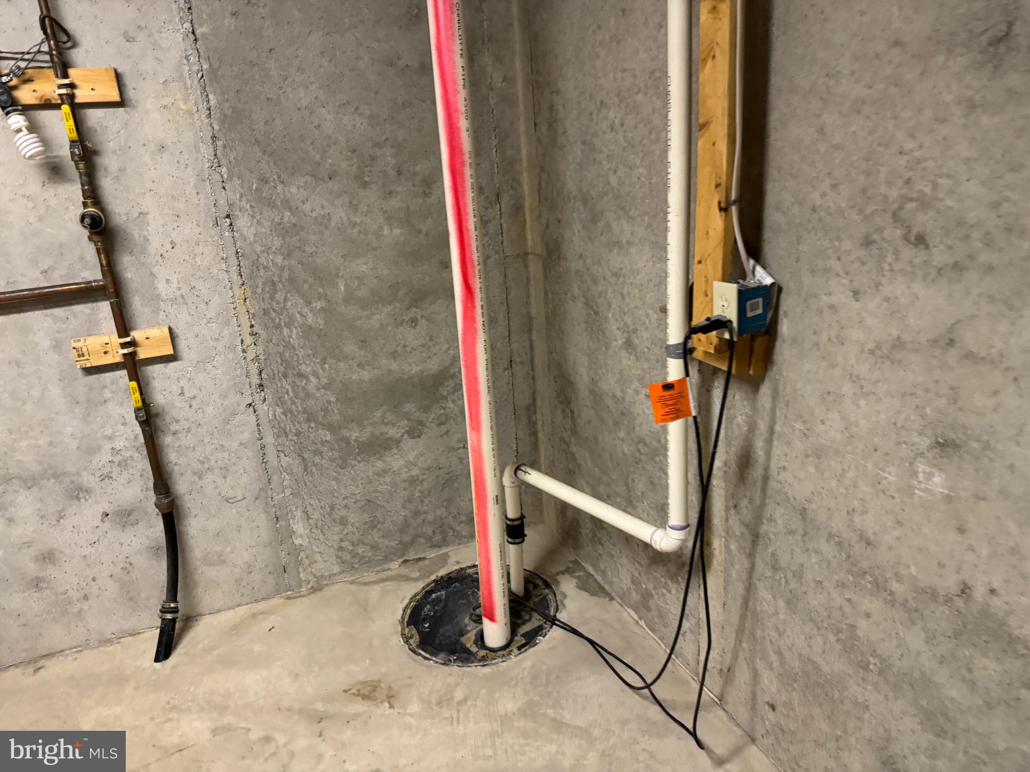 MOUNTAIN SHADOWS - Residential