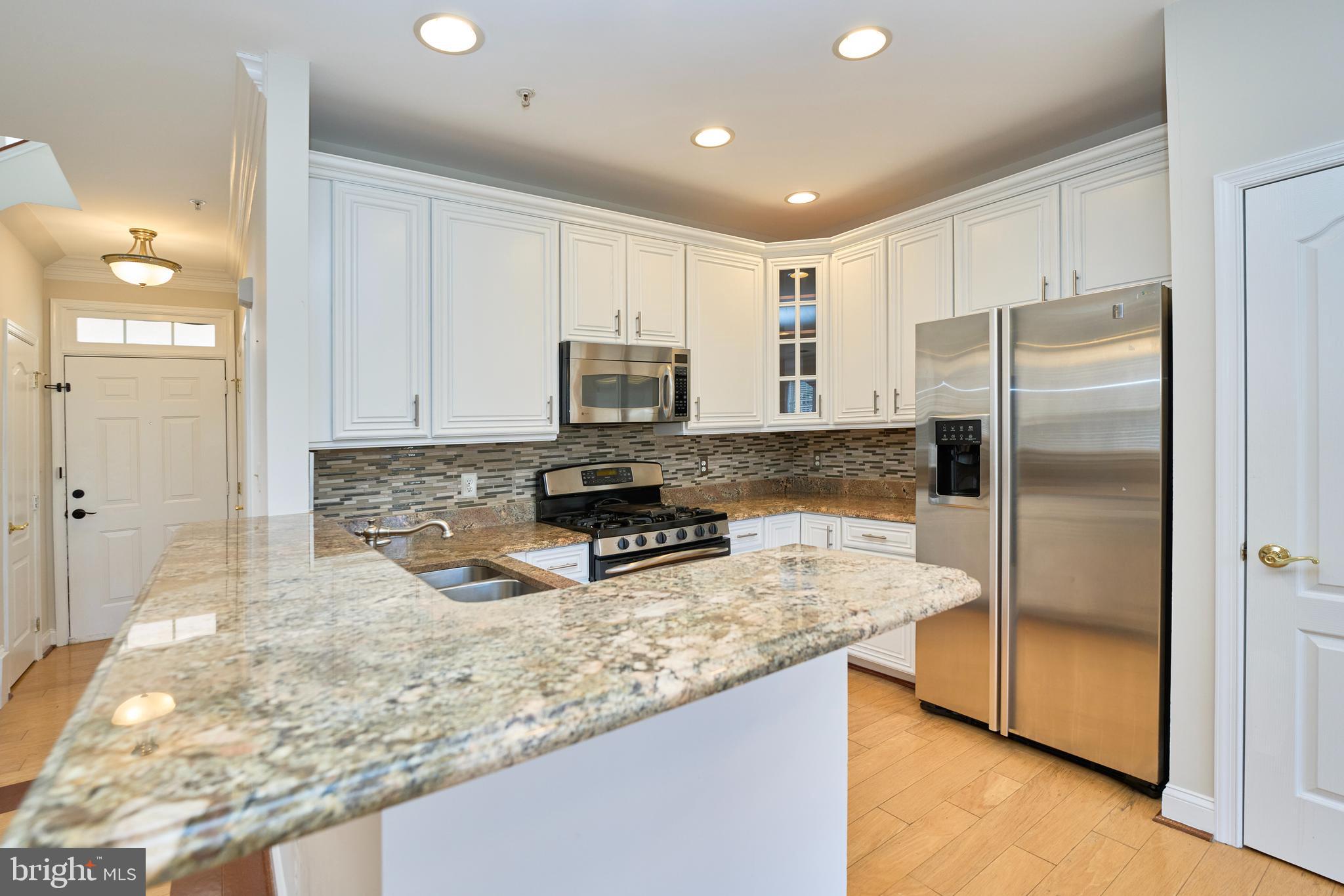 RIDGES AT BELMONT - Residential Lease