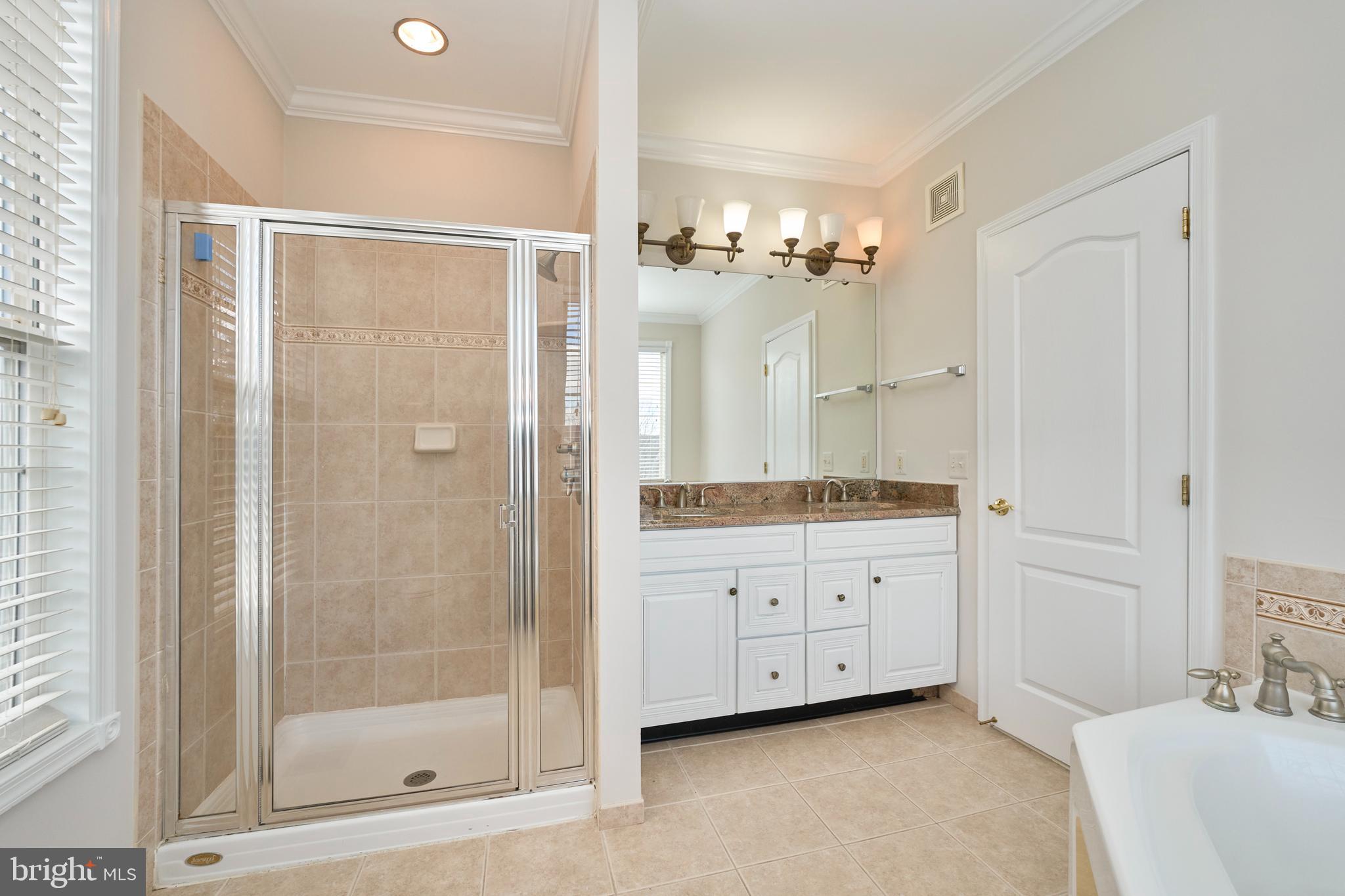 RIDGES AT BELMONT - Residential Lease