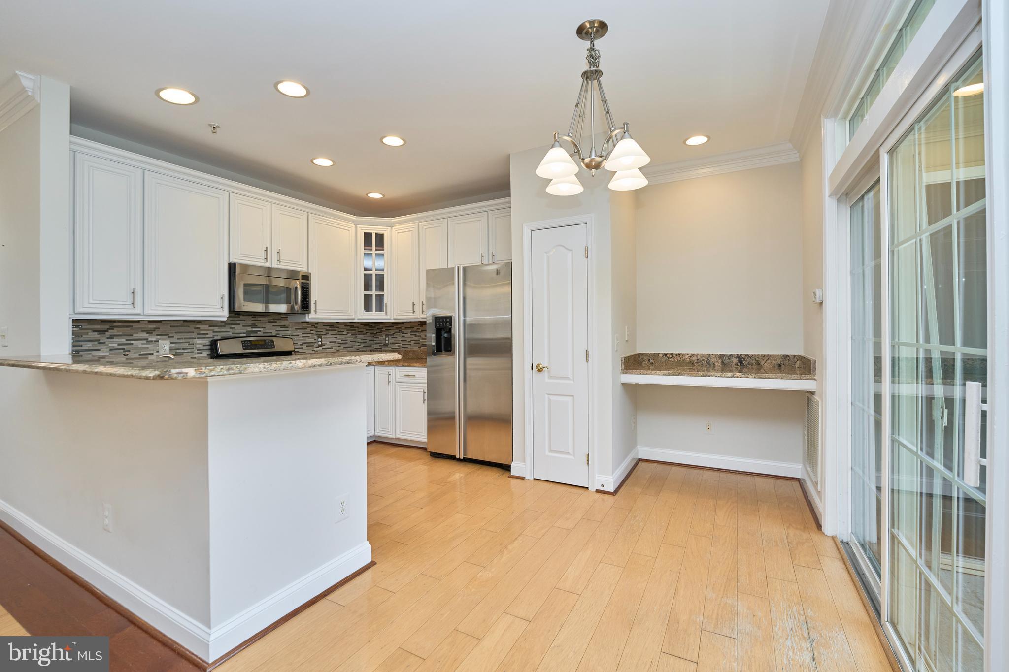 RIDGES AT BELMONT - Residential Lease