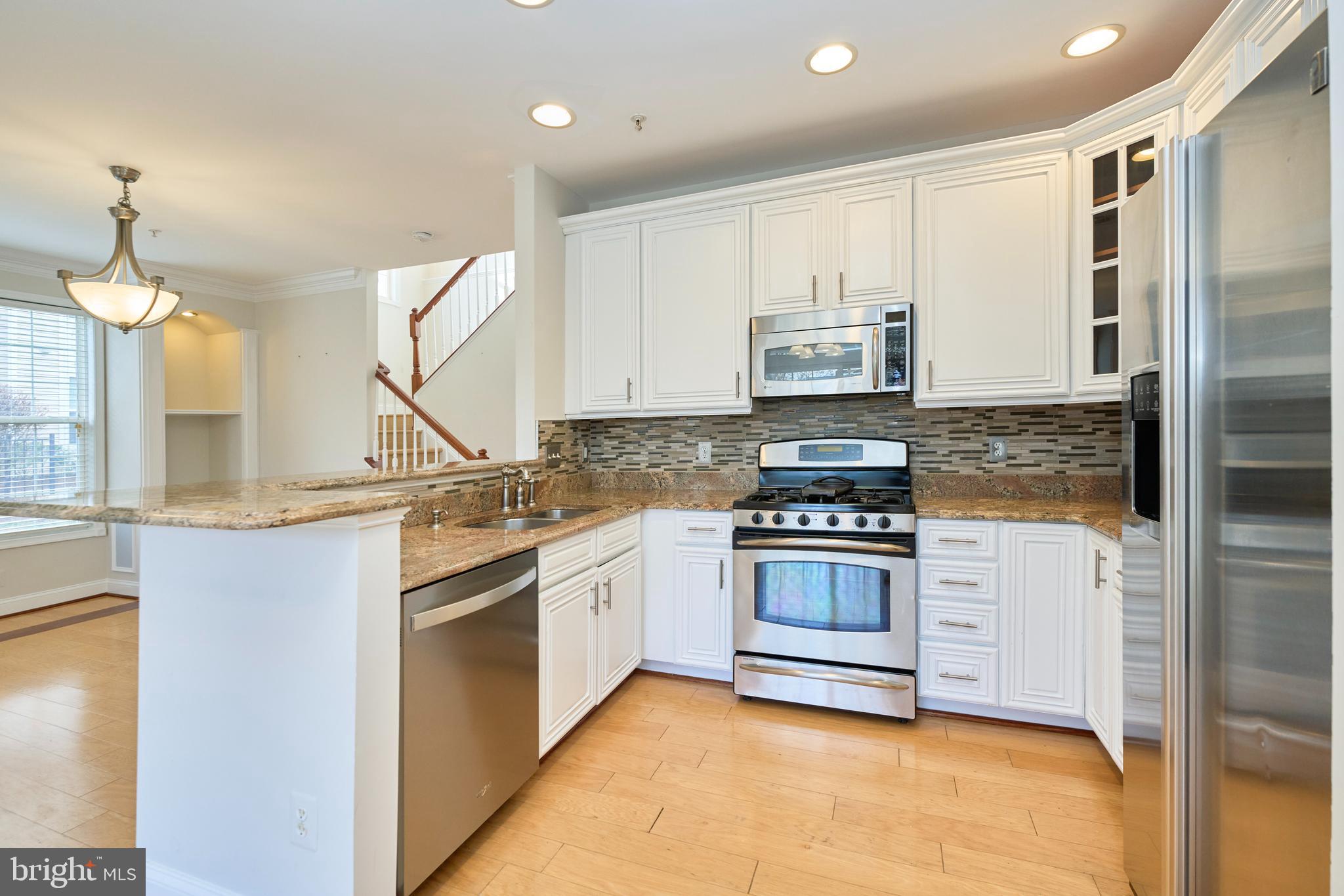 RIDGES AT BELMONT - Residential Lease