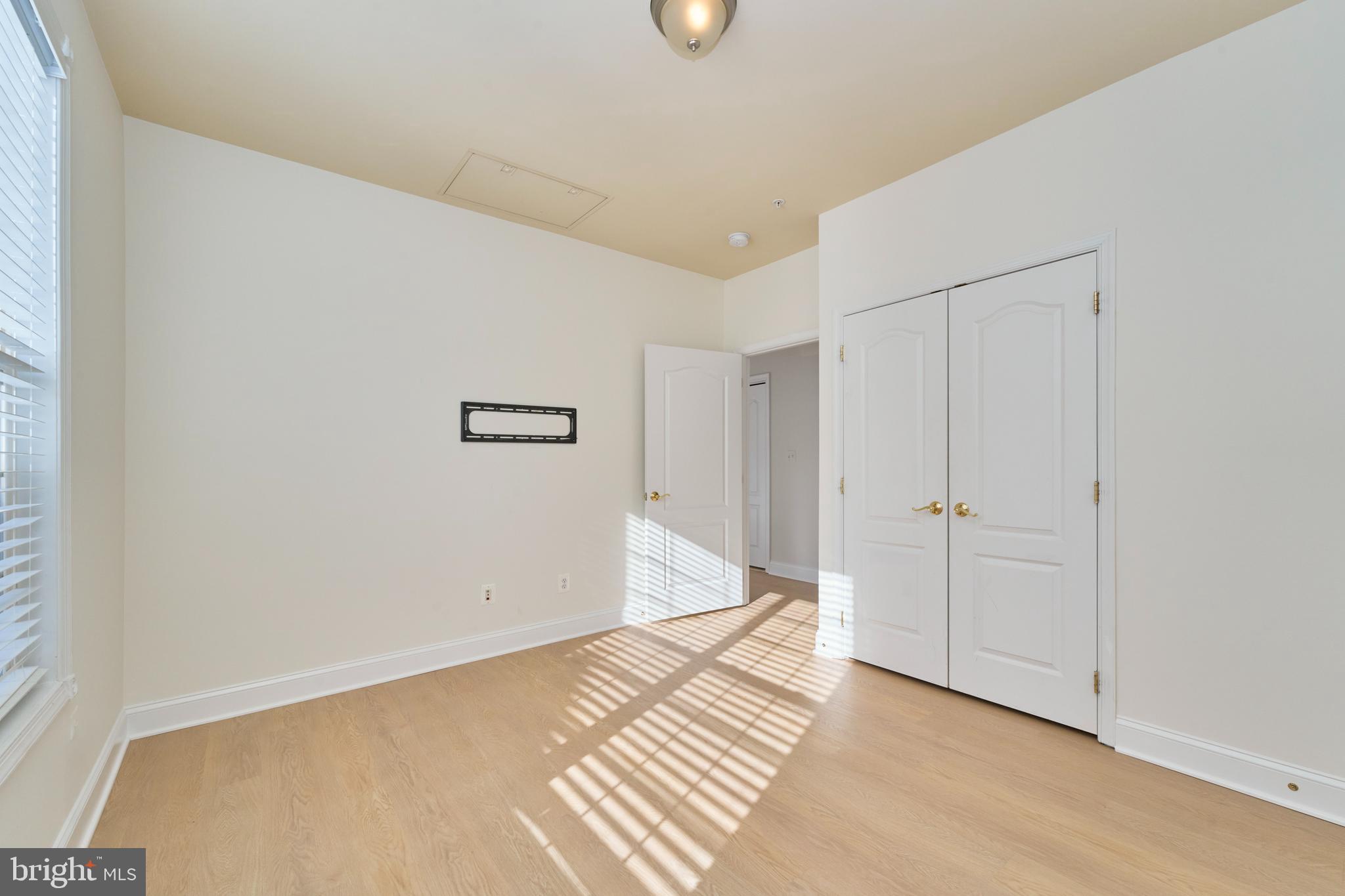 RIDGES AT BELMONT - Residential Lease