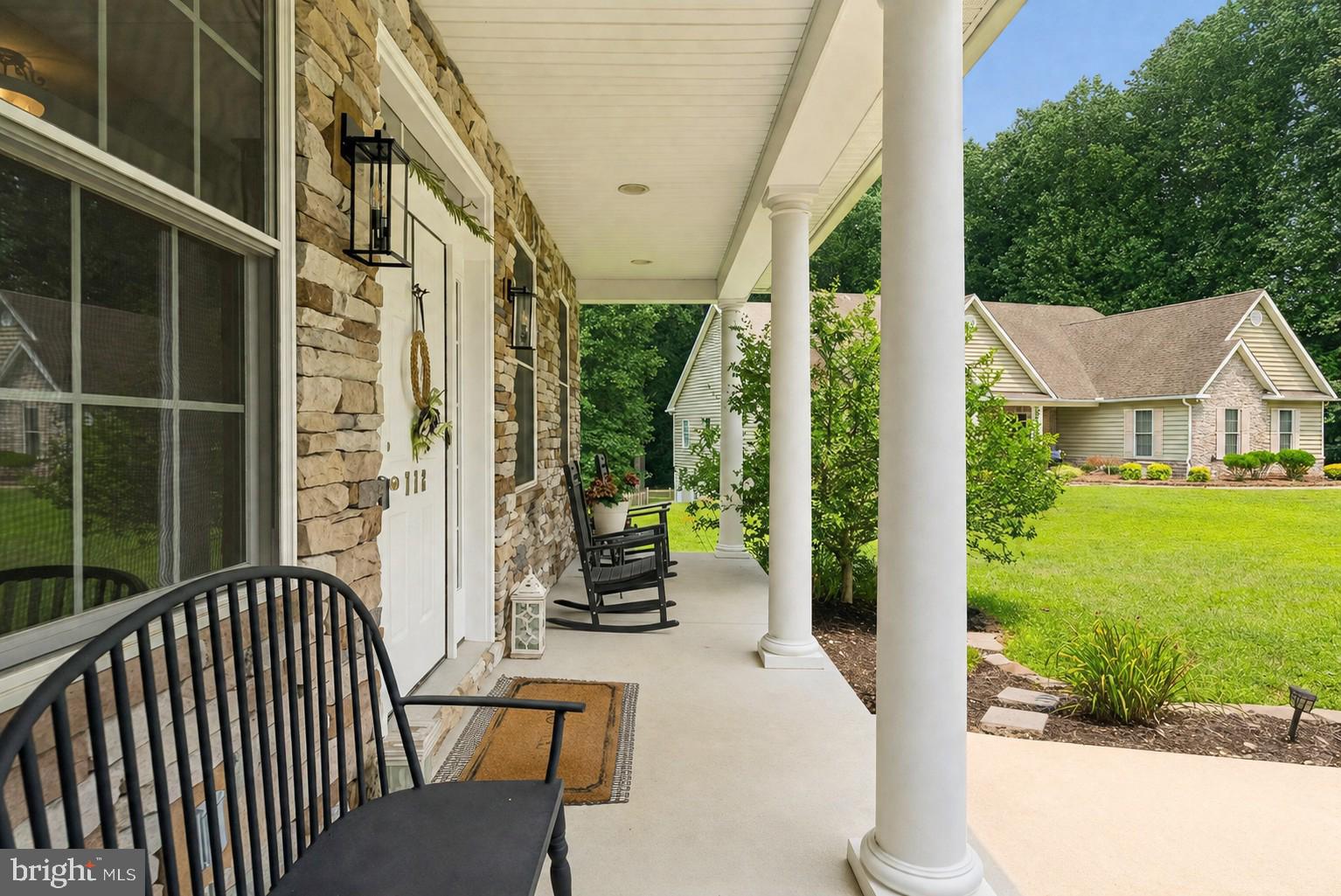 718 GRADY LANE