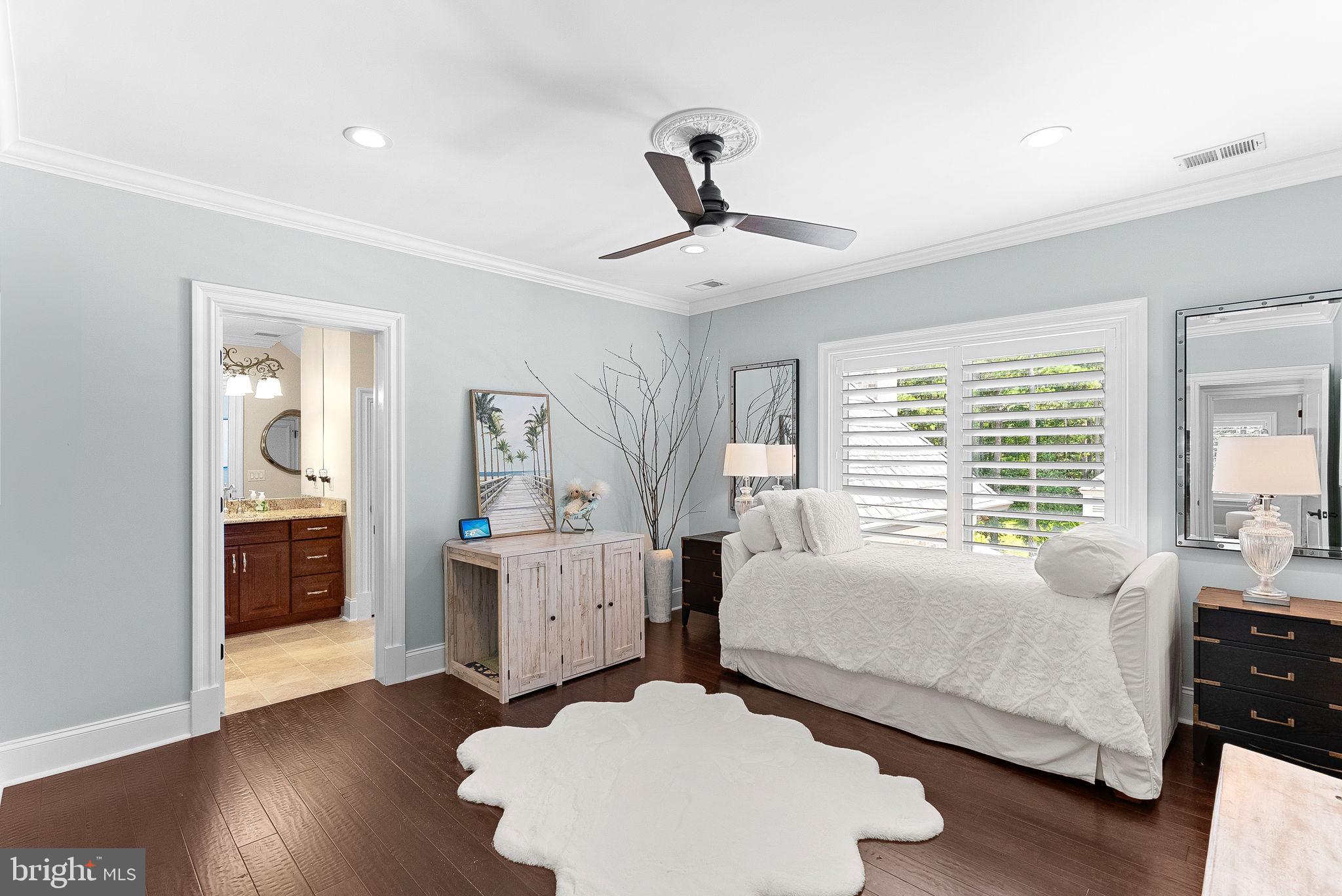 ESTATES @ CREIGHTON FARM - Residential