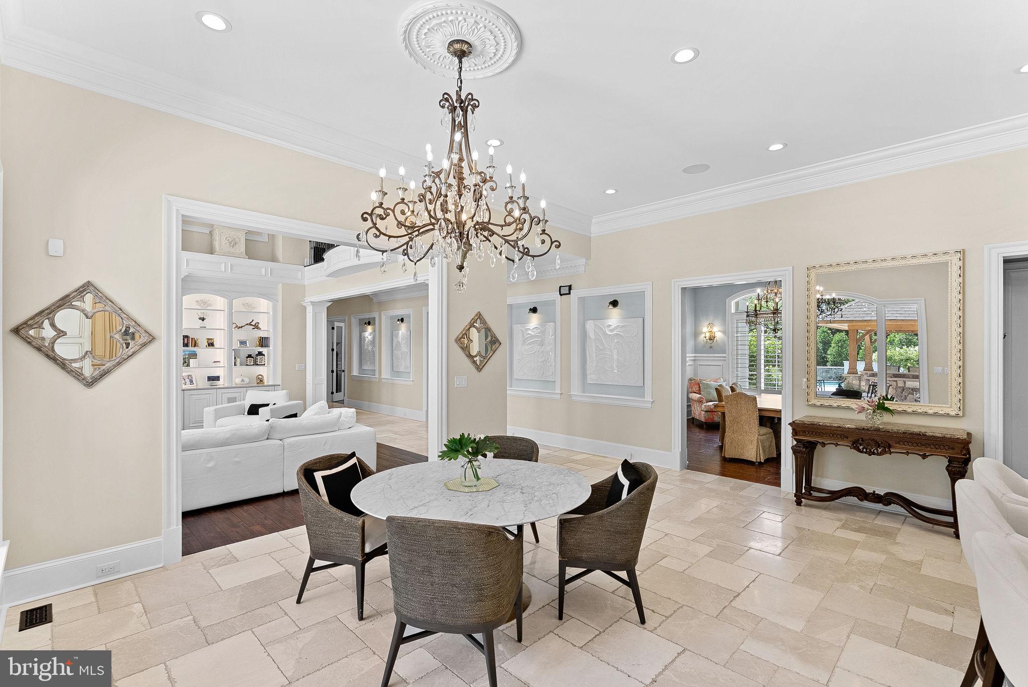 ESTATES @ CREIGHTON FARM - Residential