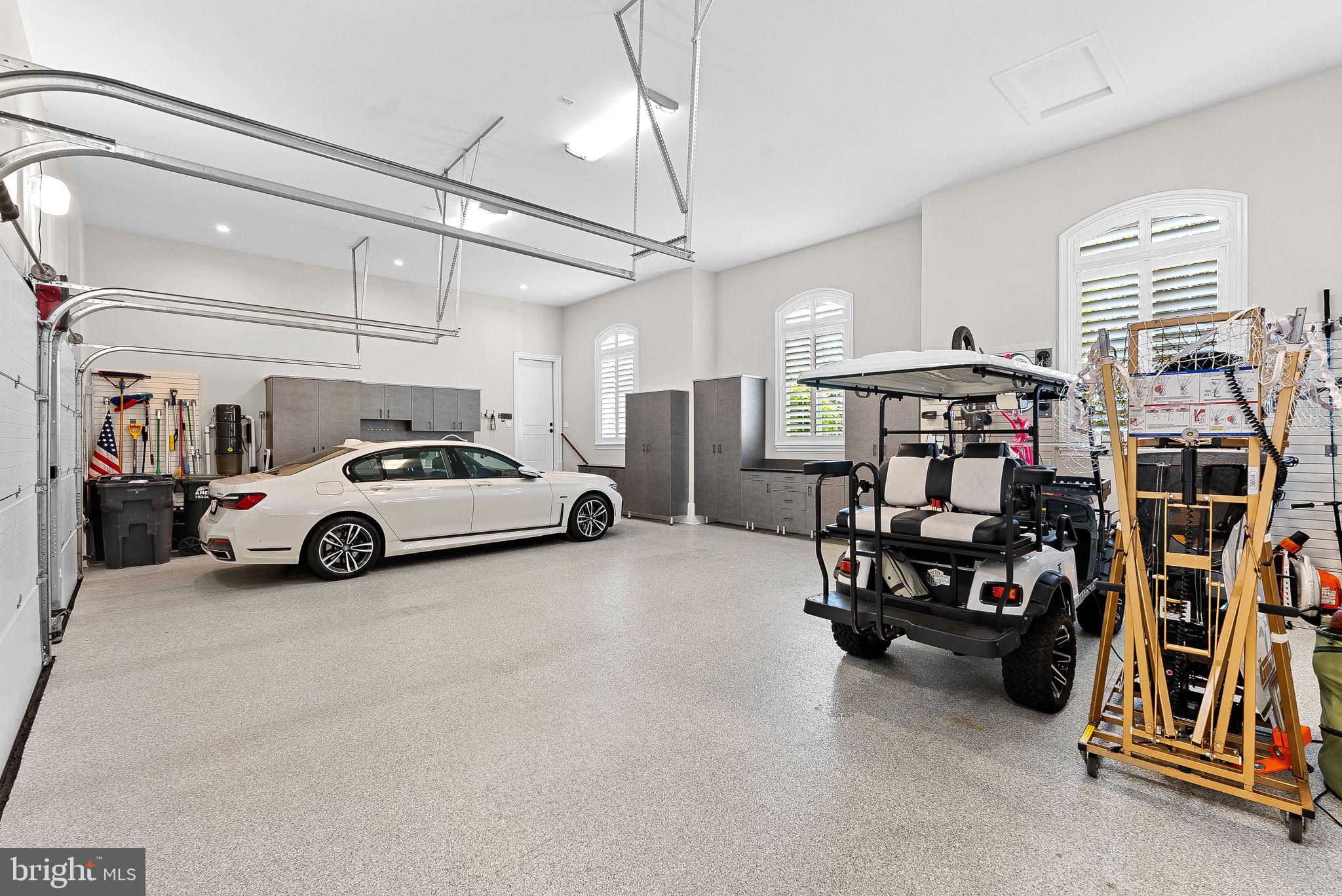 ESTATES @ CREIGHTON FARM - Residential