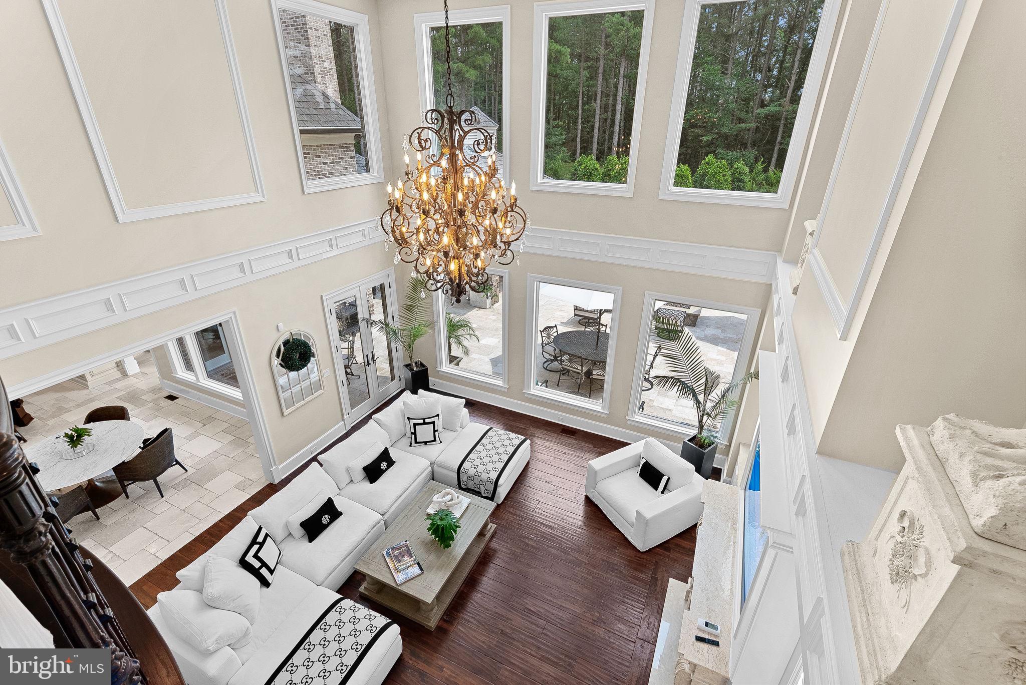 ESTATES @ CREIGHTON FARM - Residential