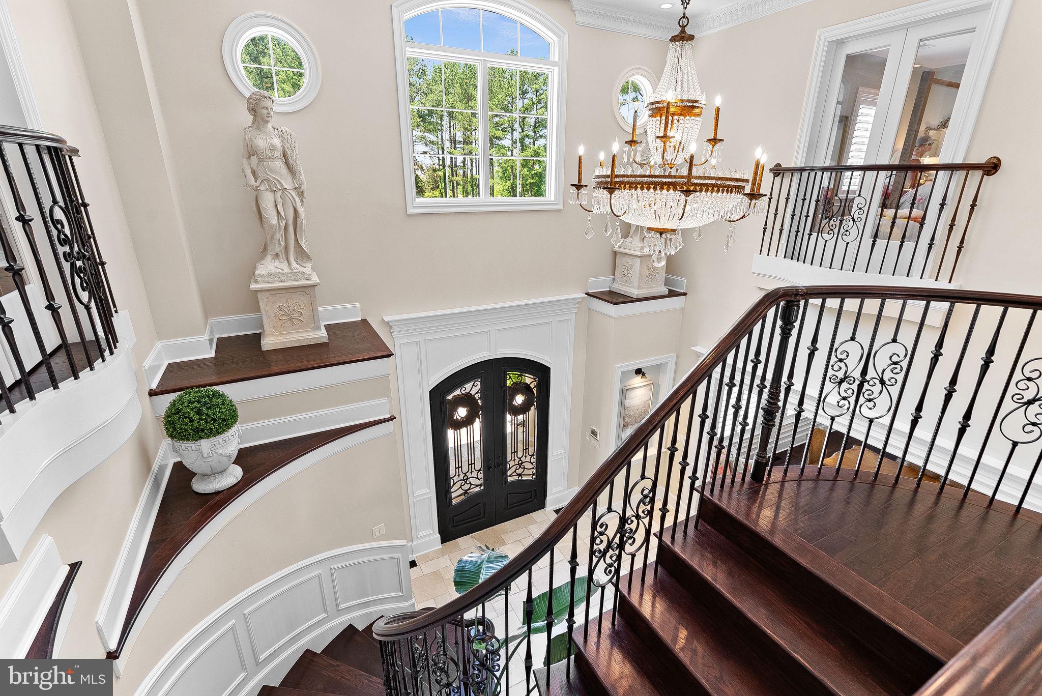 ESTATES @ CREIGHTON FARM - Residential