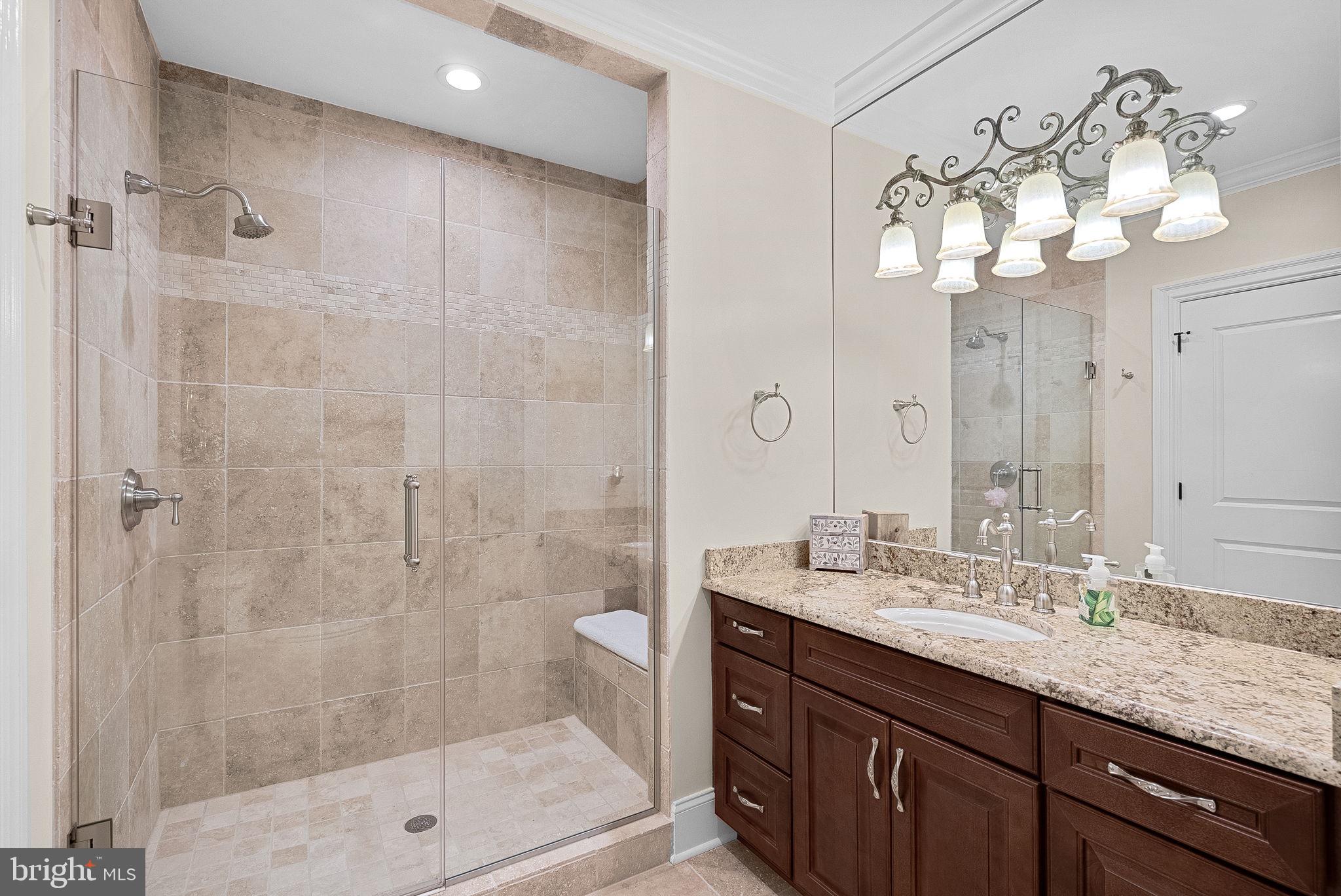 ESTATES @ CREIGHTON FARM - Residential